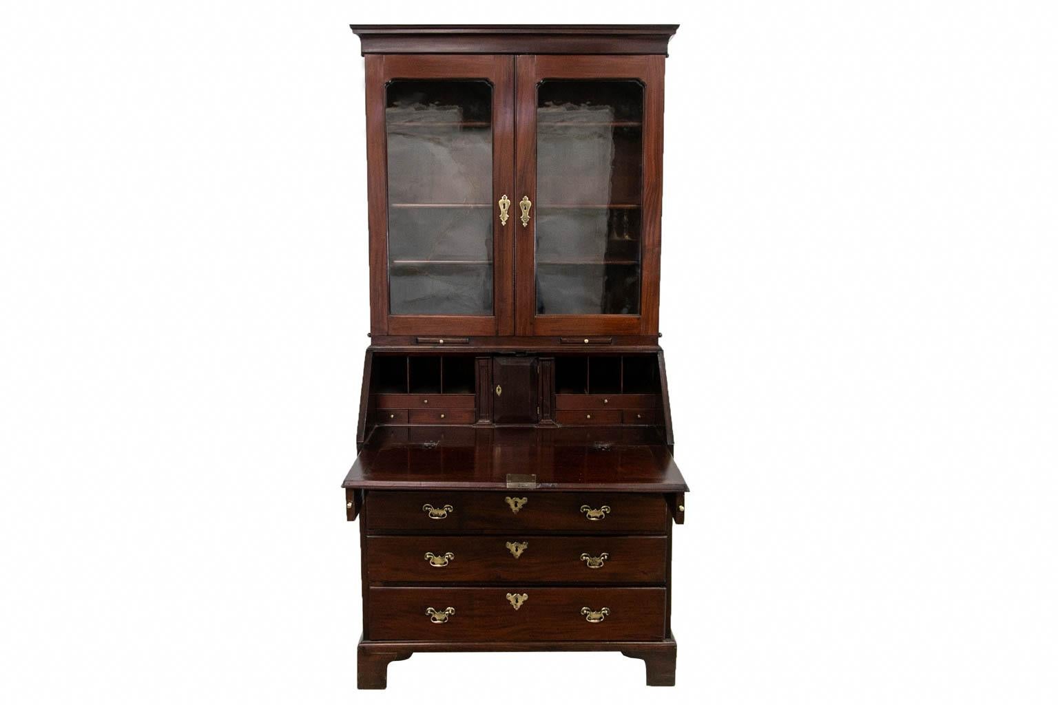 English George II Secretary In Good Condition For Sale In Wilson, NC