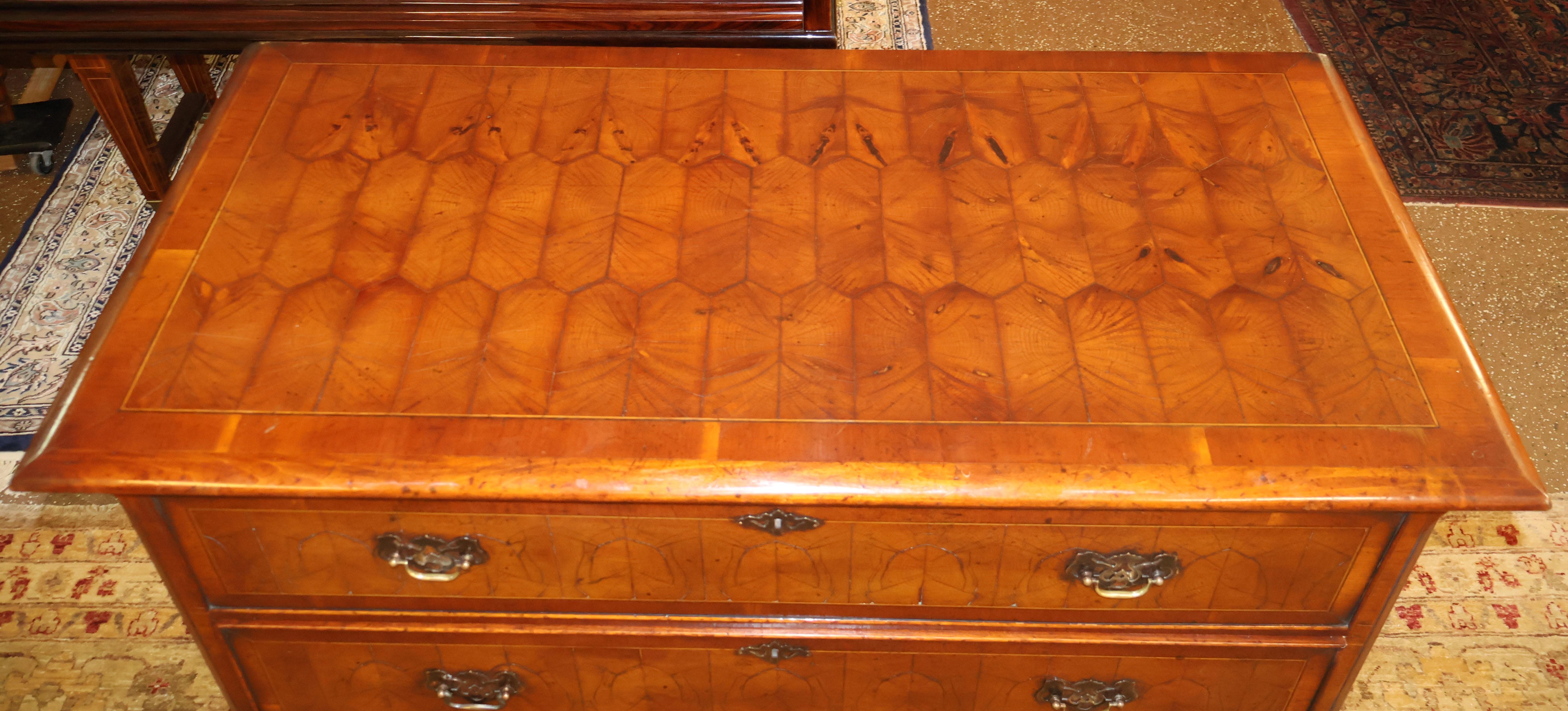 English George II Style Burled Oysterwood Dresser Chest of Drawers For Sale 9