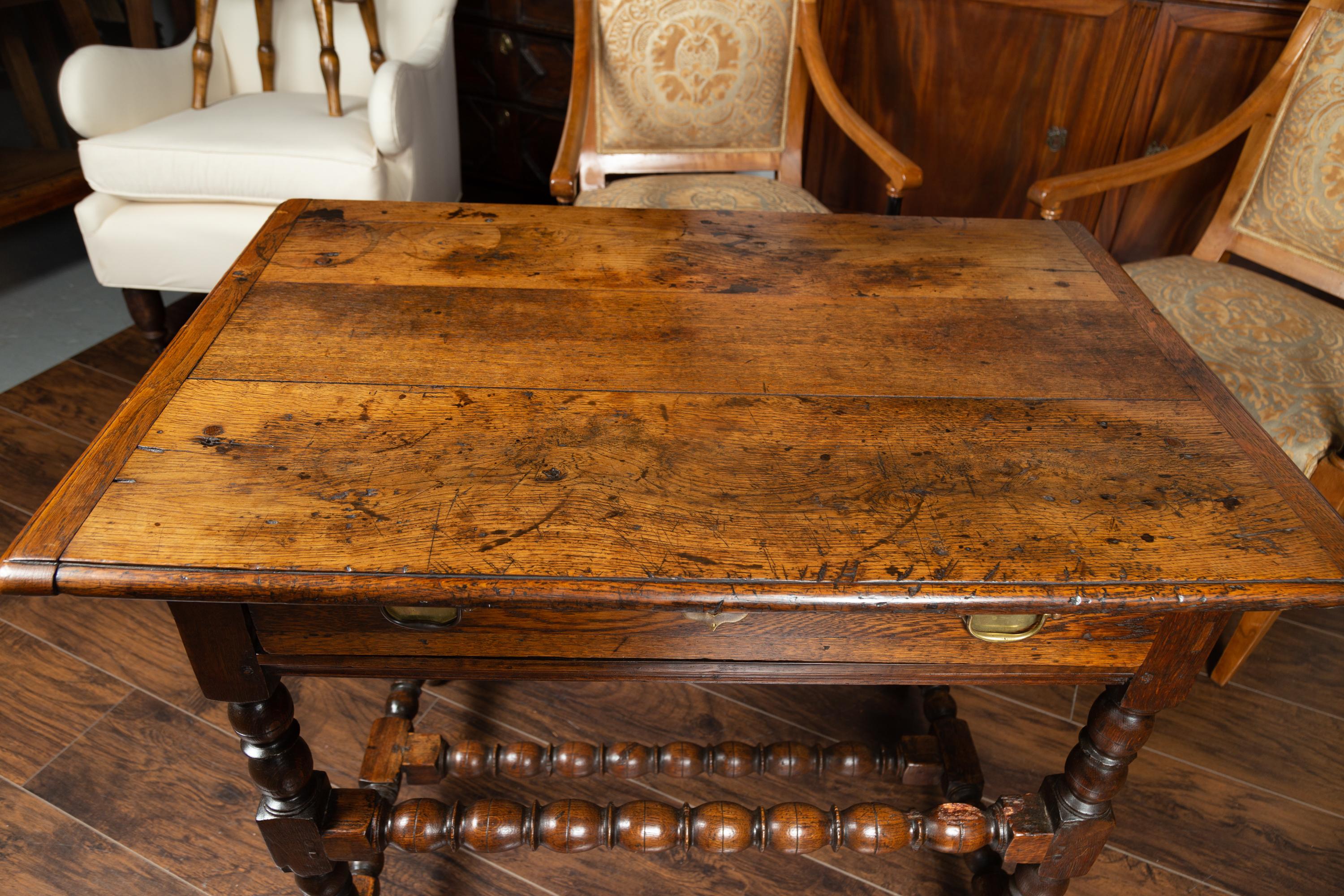 English George III 1800s Oak Side Table with Single Drawer and Bobbin Stretchers 3