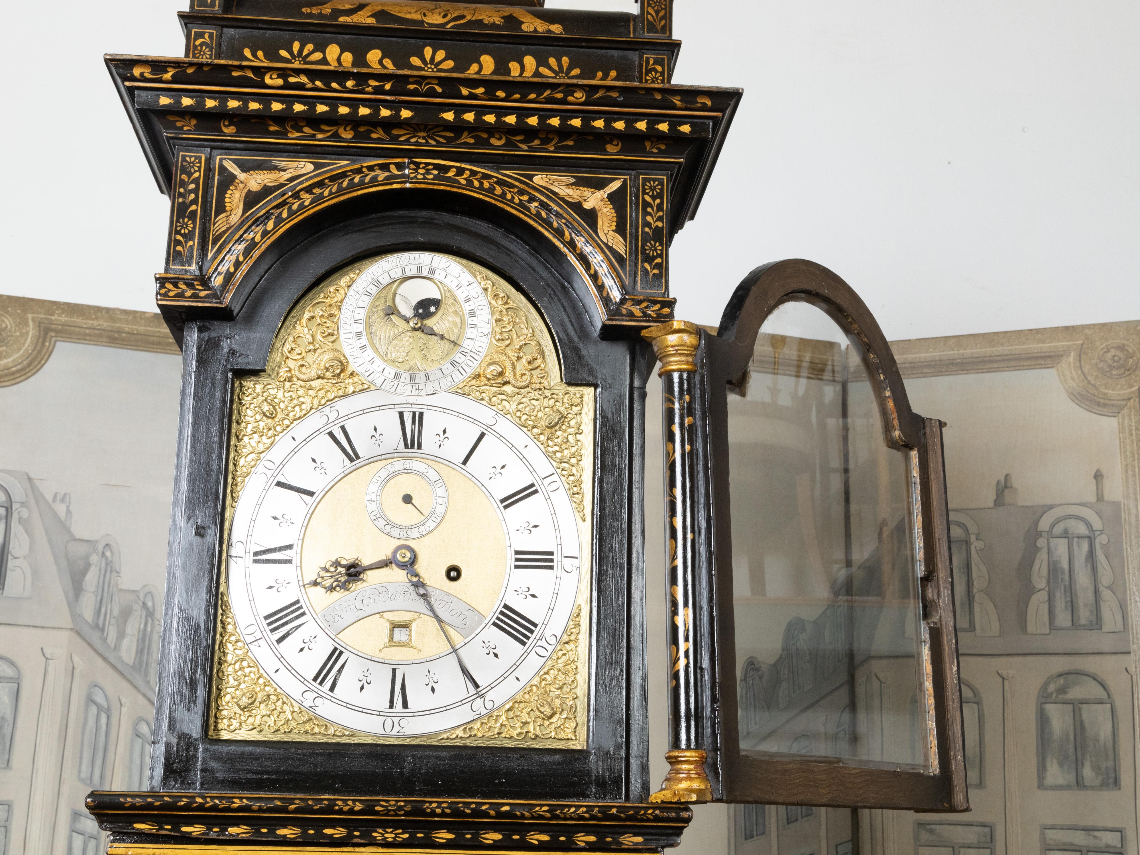 English George III 18th Century Japanned Tall Case Clock with Chinoiserie Décor For Sale 2