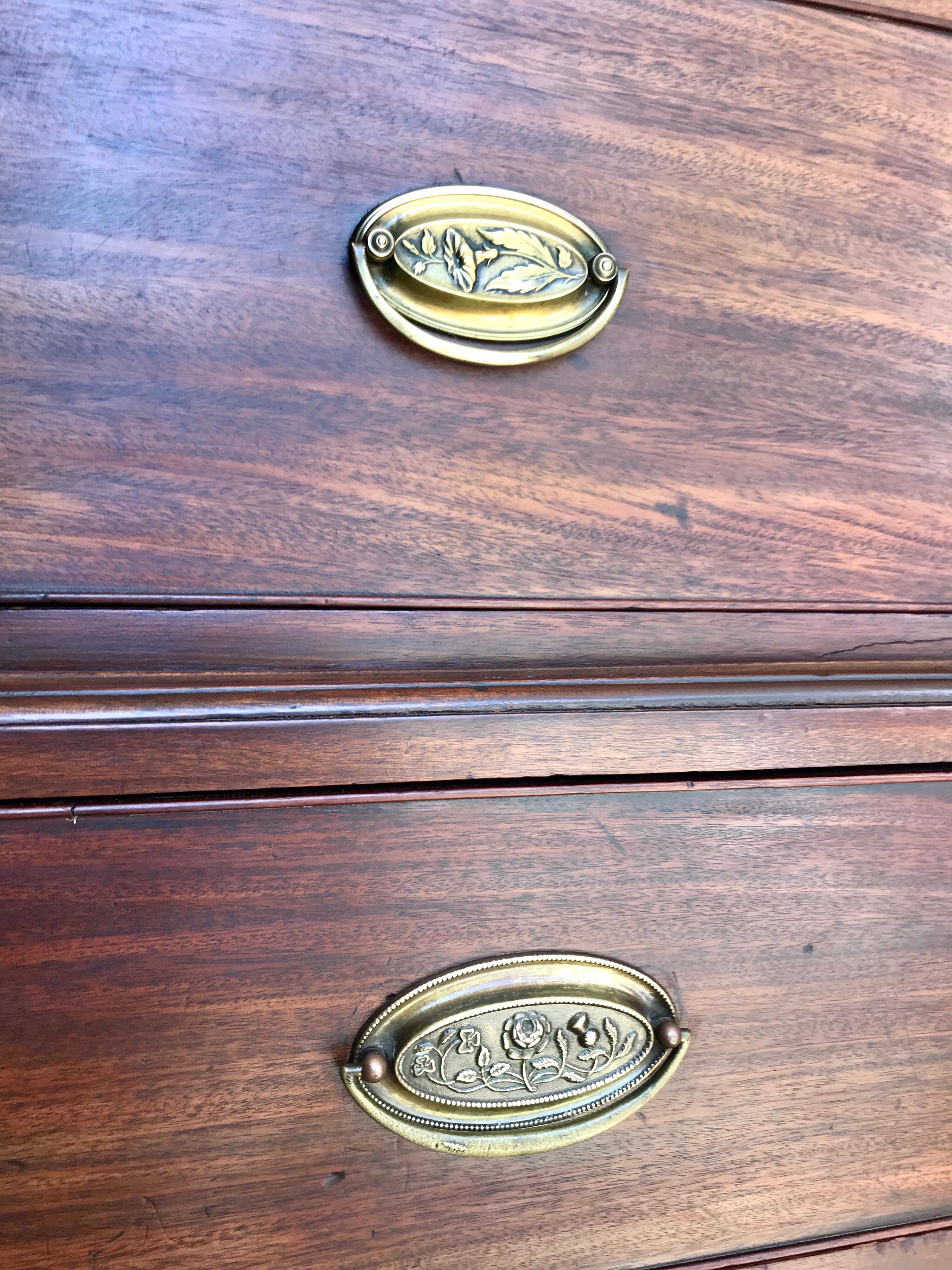 Chamfered English George III Chest on Chest Dresser of Mahogany For Sale