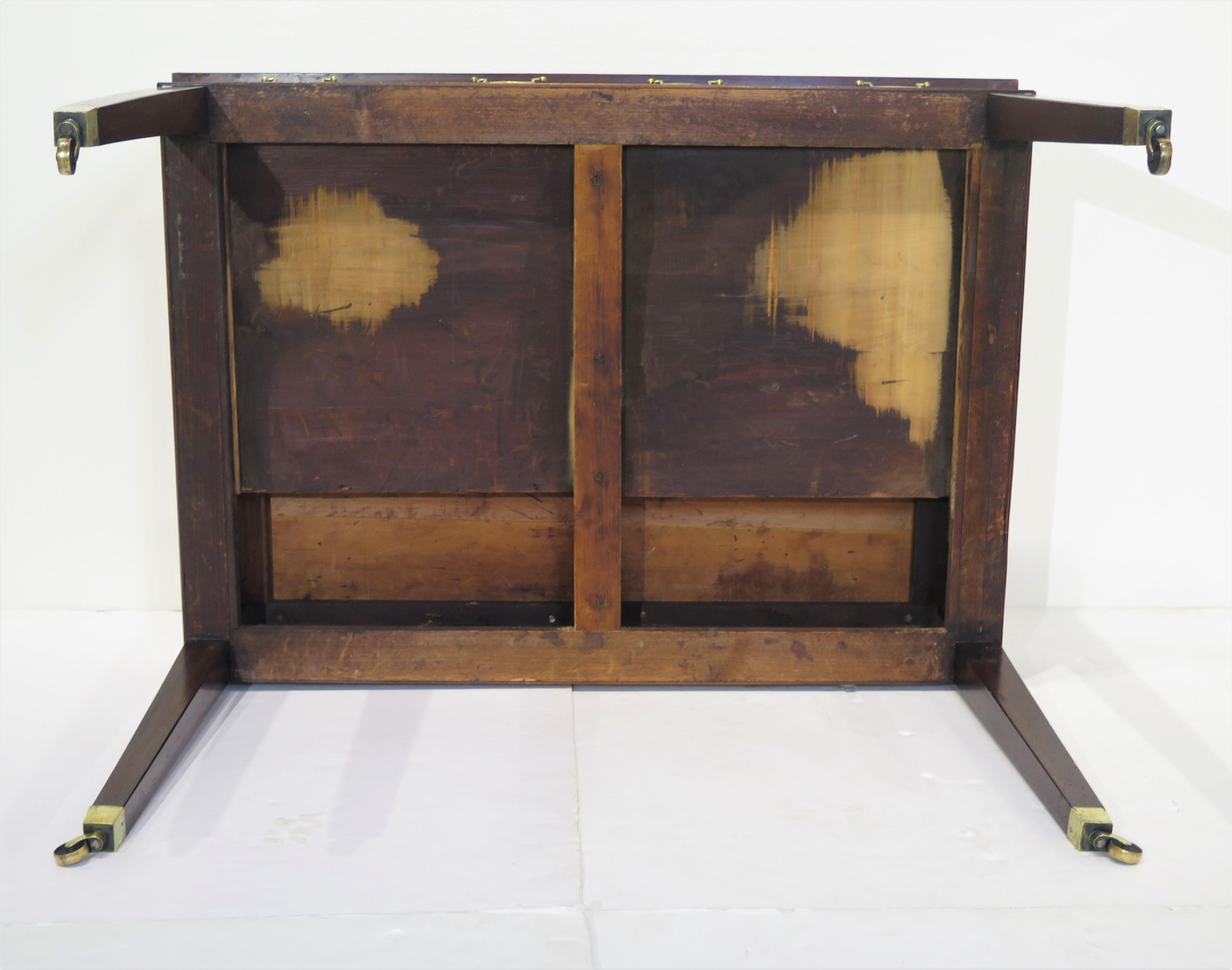 Table de bibliothèque réglable en acajou de style Chippendale anglais George III en vente 8