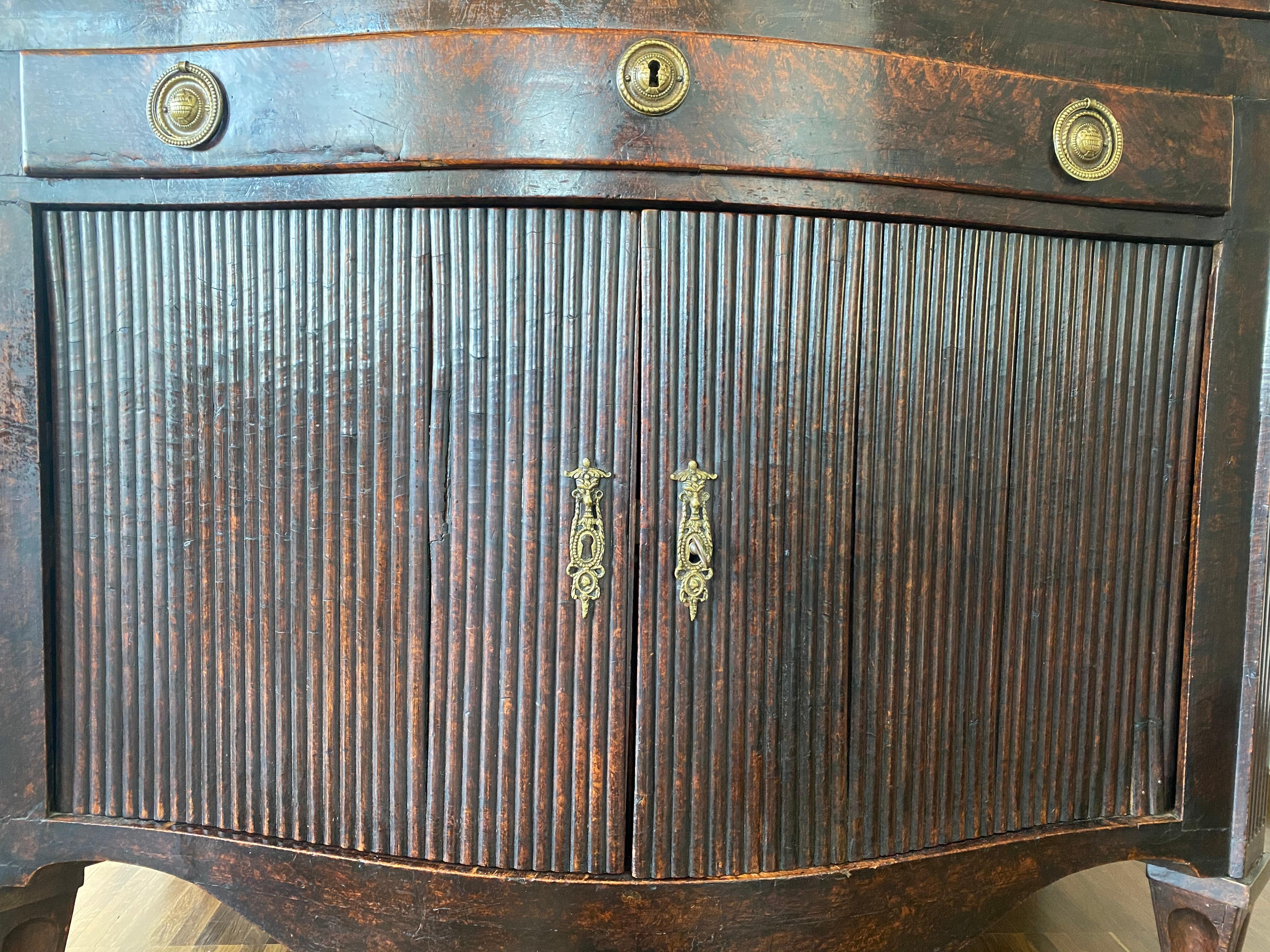 Dutch Burl Walnut Commode/Sideboard, Late 18th Century For Sale 5