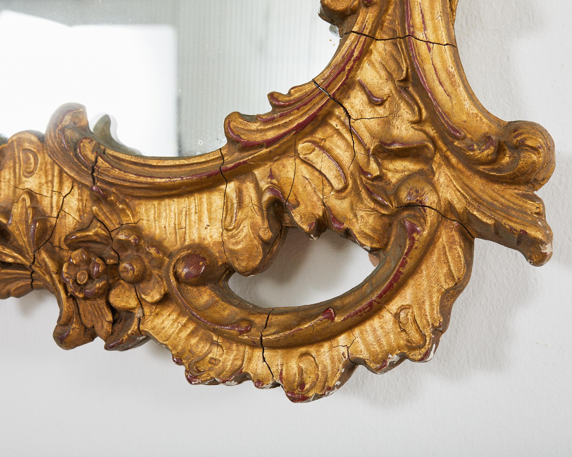 Fait main Miroir pagode en bois doré anglais George III de style Chippendale chinois en vente