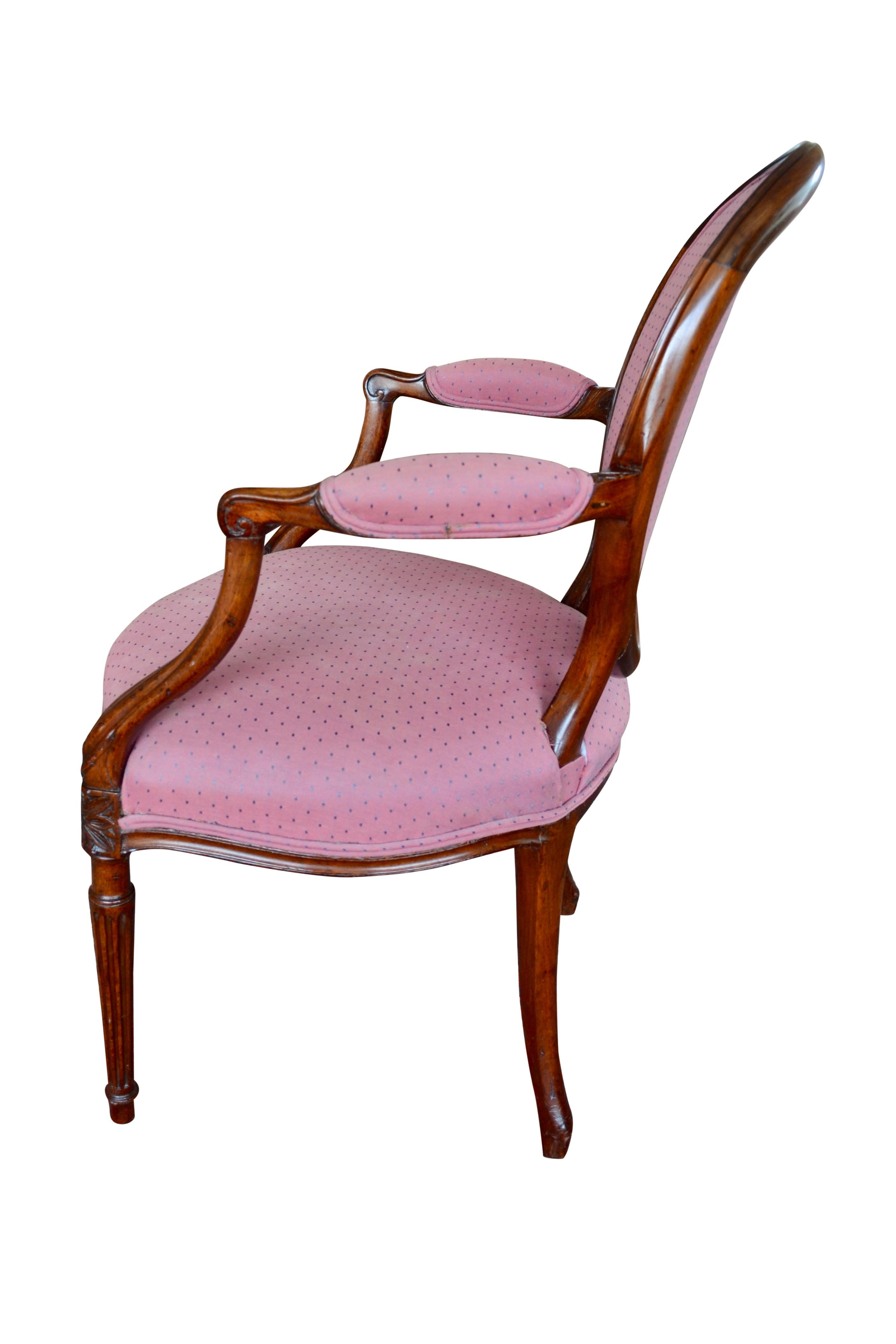 hepplewhite style chair
