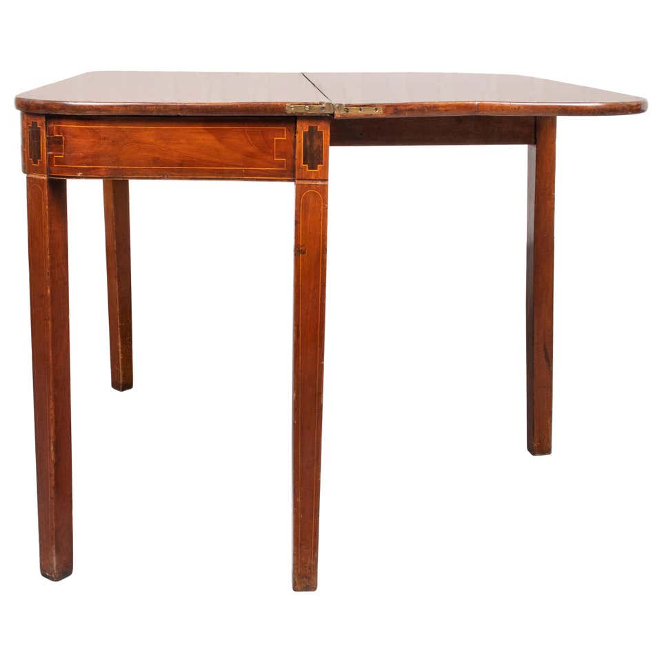 George III Provincial Mahogany Dining Table For Sale at 1stDibs