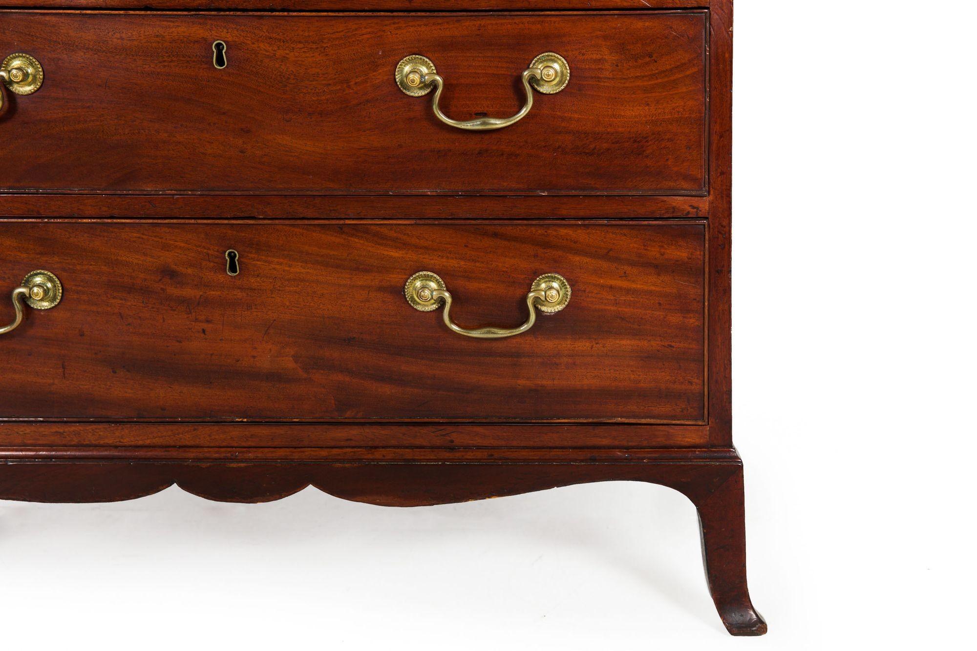 English George III Mahogany Antique Chest of Drawers Dresser circa 1790 5