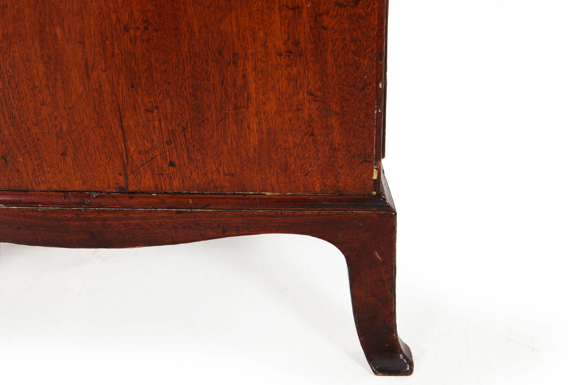 English George III Mahogany Antique Chest of Drawers Dresser circa 1790 10