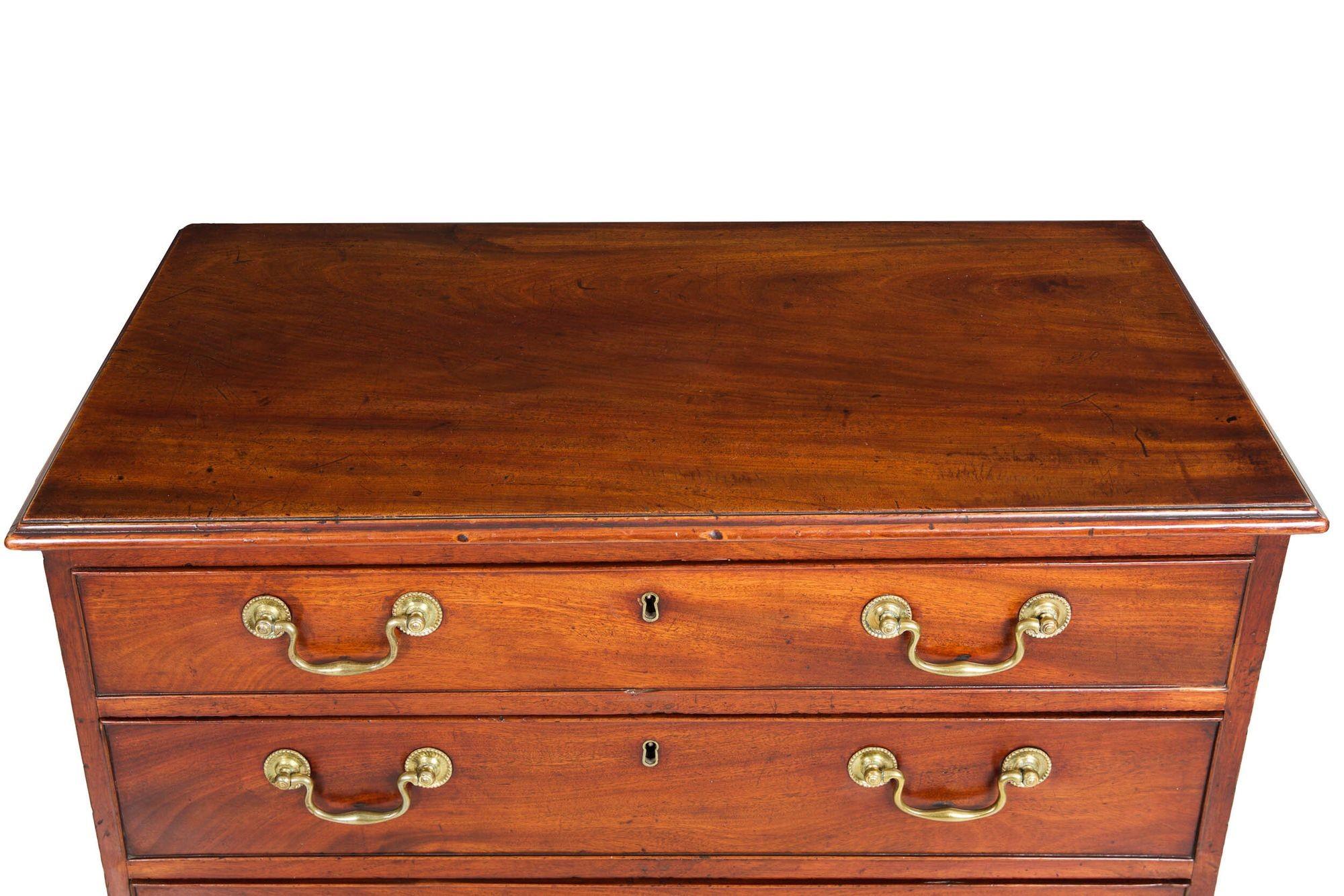English George III Mahogany Antique Chest of Drawers Dresser circa 1790 1