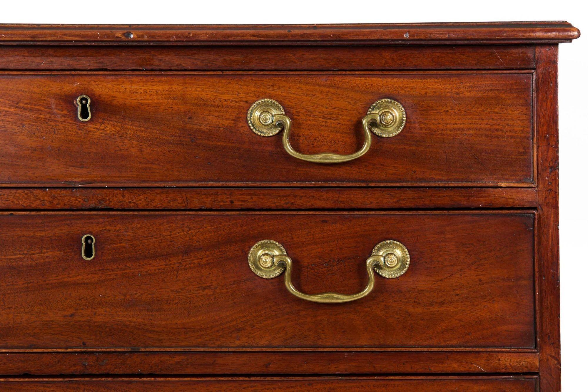English George III Mahogany Antique Chest of Drawers Dresser circa 1790 3
