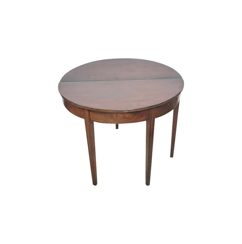 English George III Mahogany Breakfast / Game Table, 18th Century For Sale 1