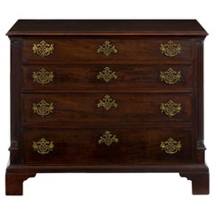 English George III Mahogany Chest of Drawers, circa 1790