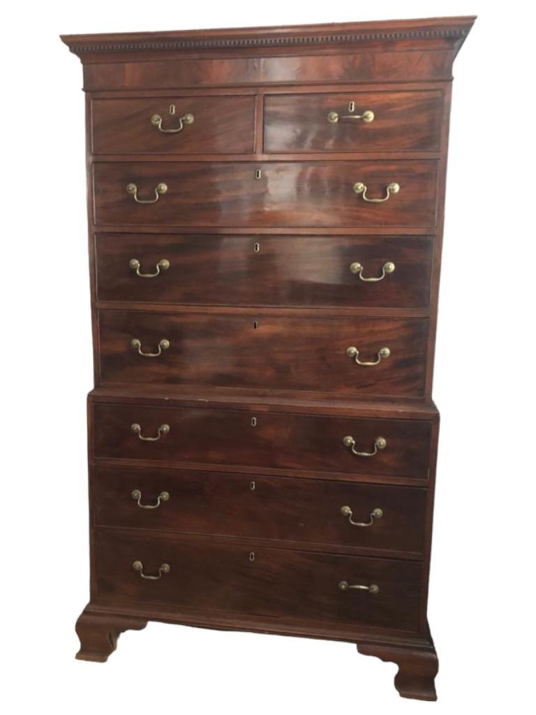 Hand-Crafted English George III Mahogany Chest-on-chest Third Quarter 18th Century For Sale