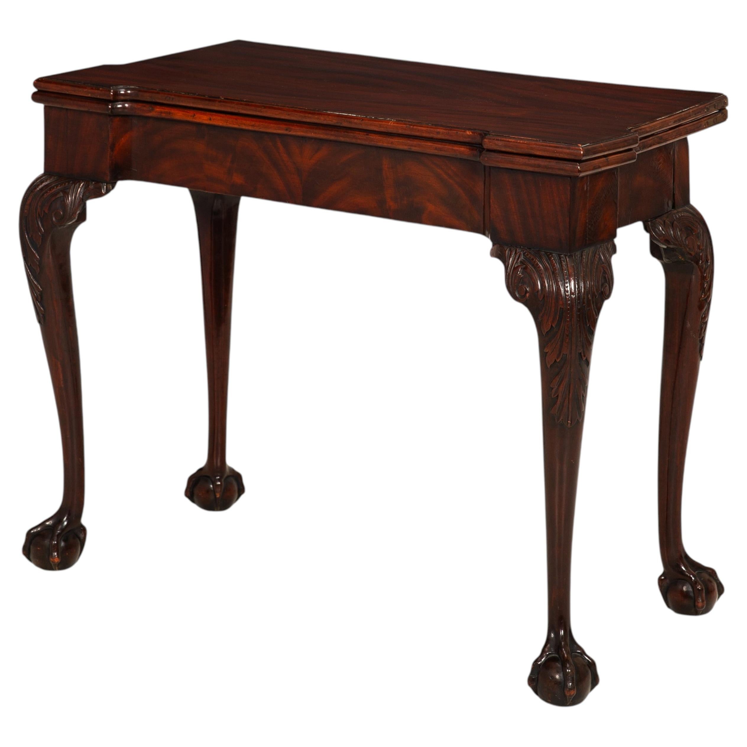 Tavolo da gioco con gambe a cancello in mogano di Giorgio III, circa 1770 in vendita
