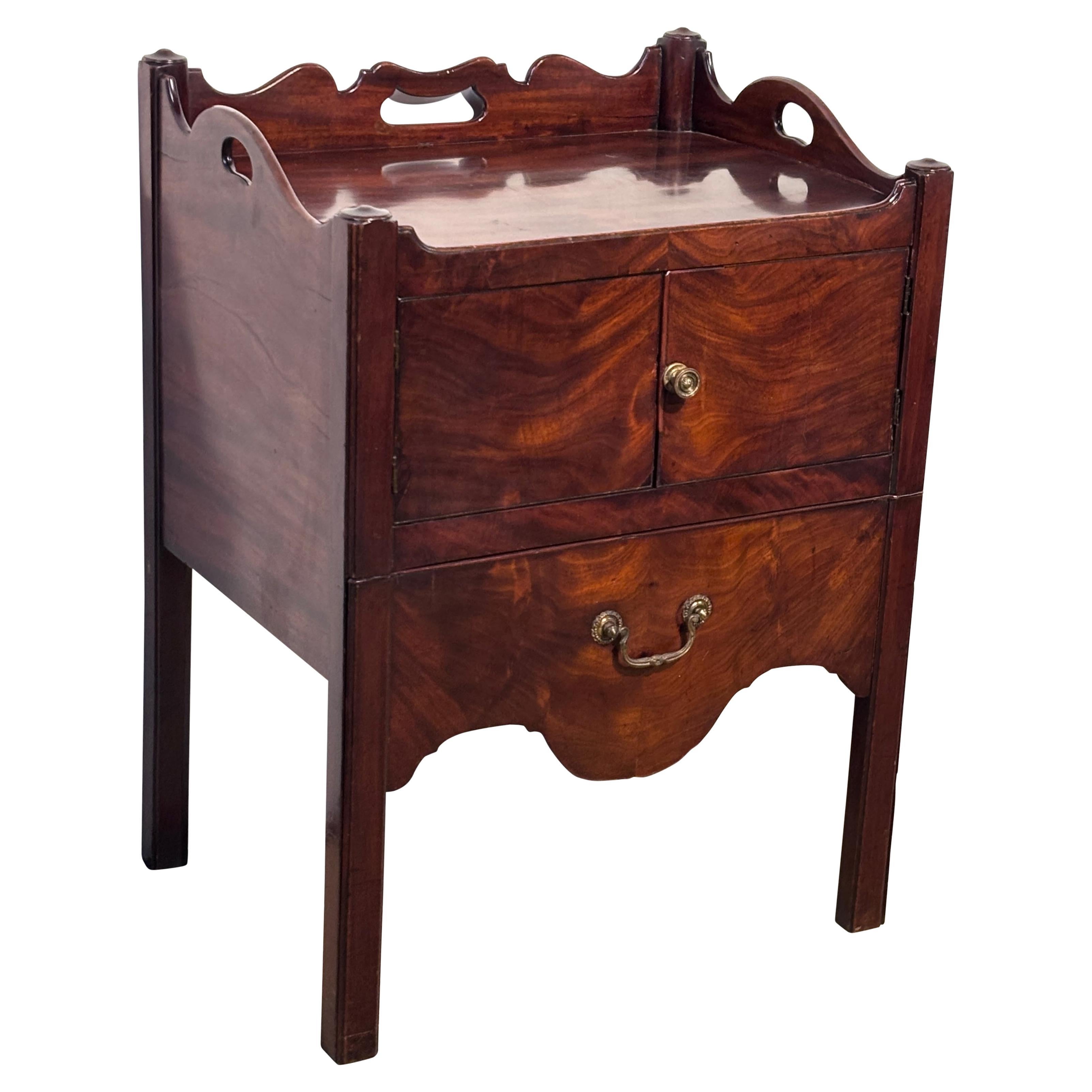 Table d'appoint en acajou de George III, Circa 1810