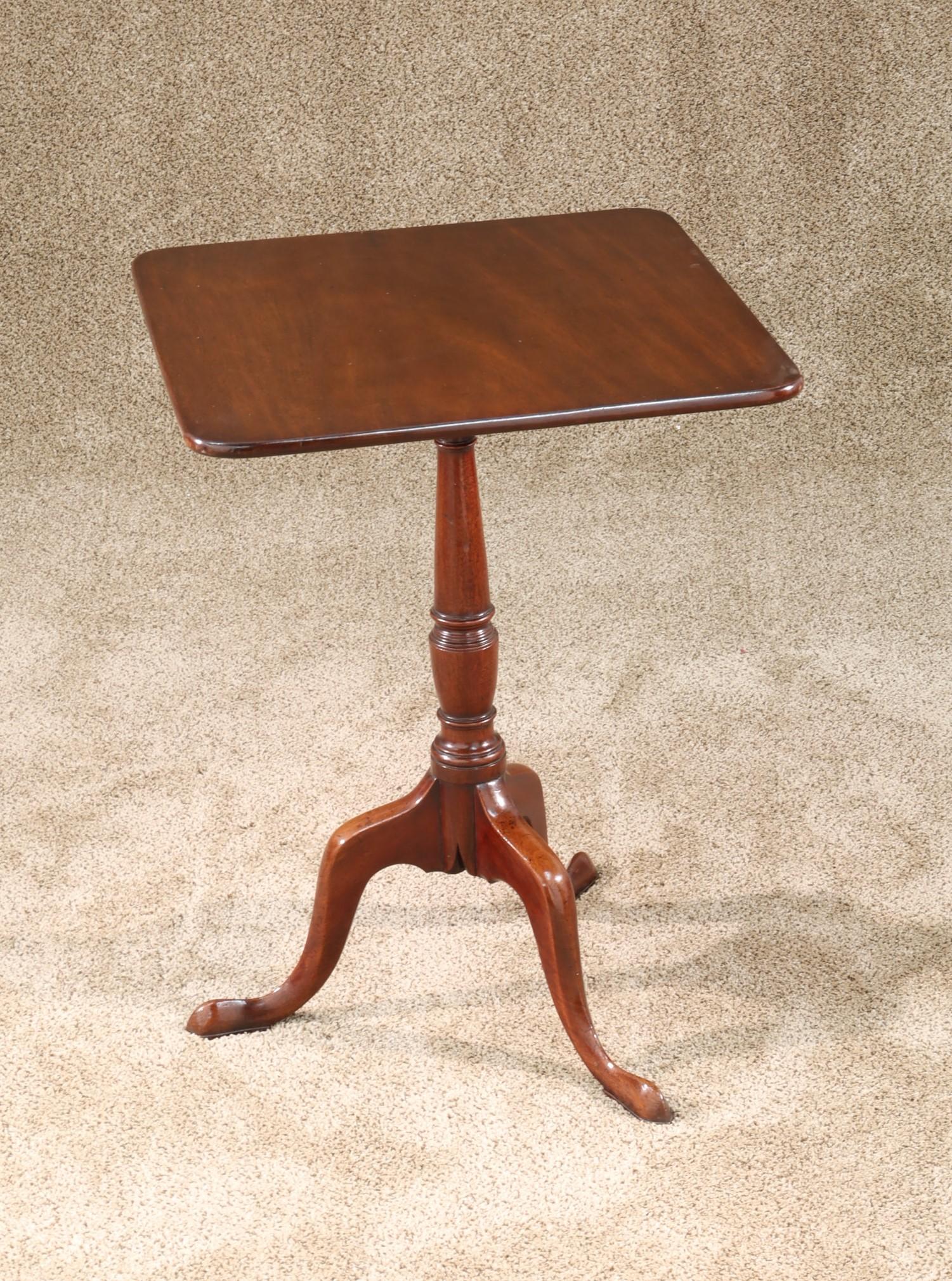 English George III Mahogany Tilt-Top Wine Table with Square Top, circa 1790 For Sale 1