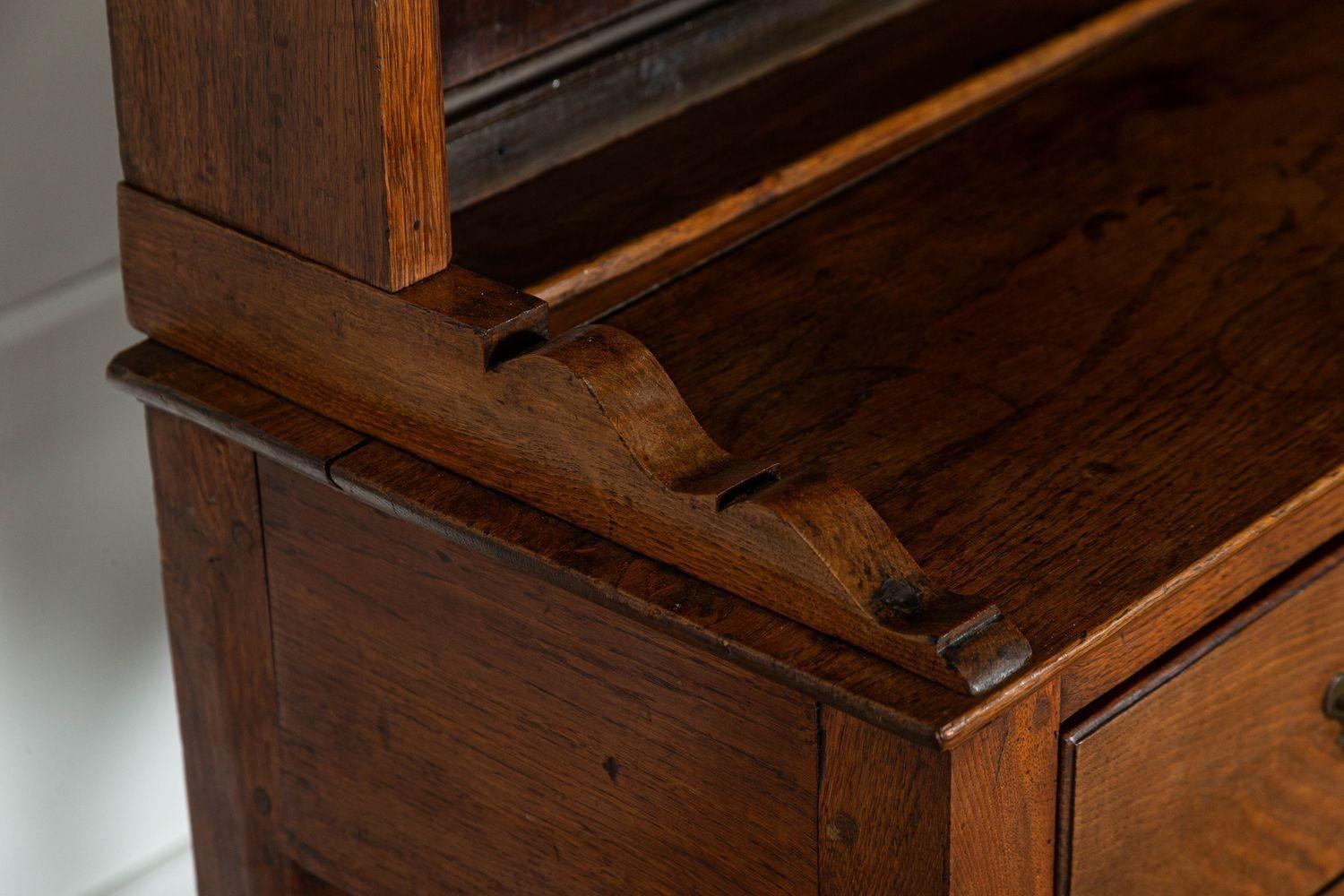 Comò inglese George III Oak in vendita 6