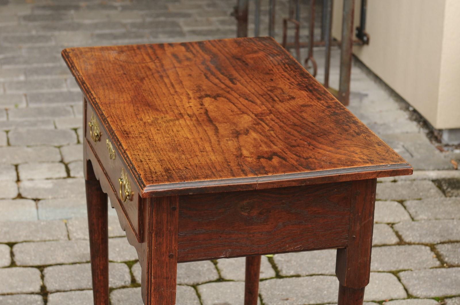 English George III Period 1800s Oak Side Table with Single Drawer and Pad Feet 3