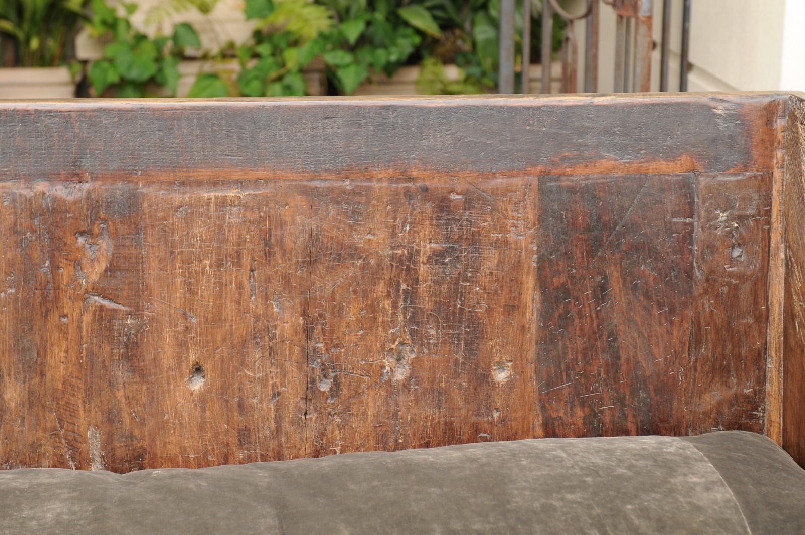 English George III Period Chestnut Bench circa 1780 with Upholstery and Casters 6