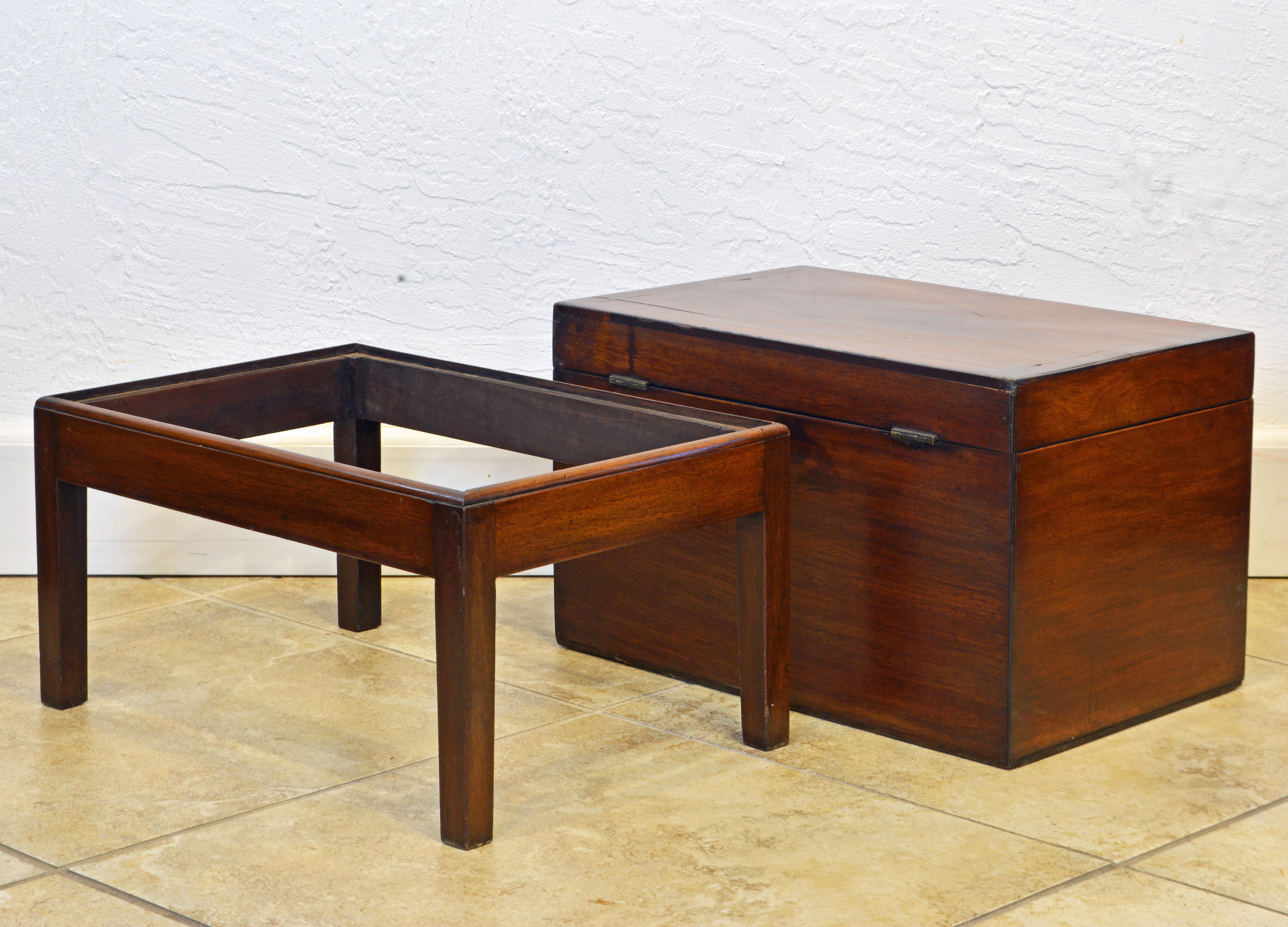 English George III Satinwood Inlaid Mahogany Cellarette, circa 1820 1