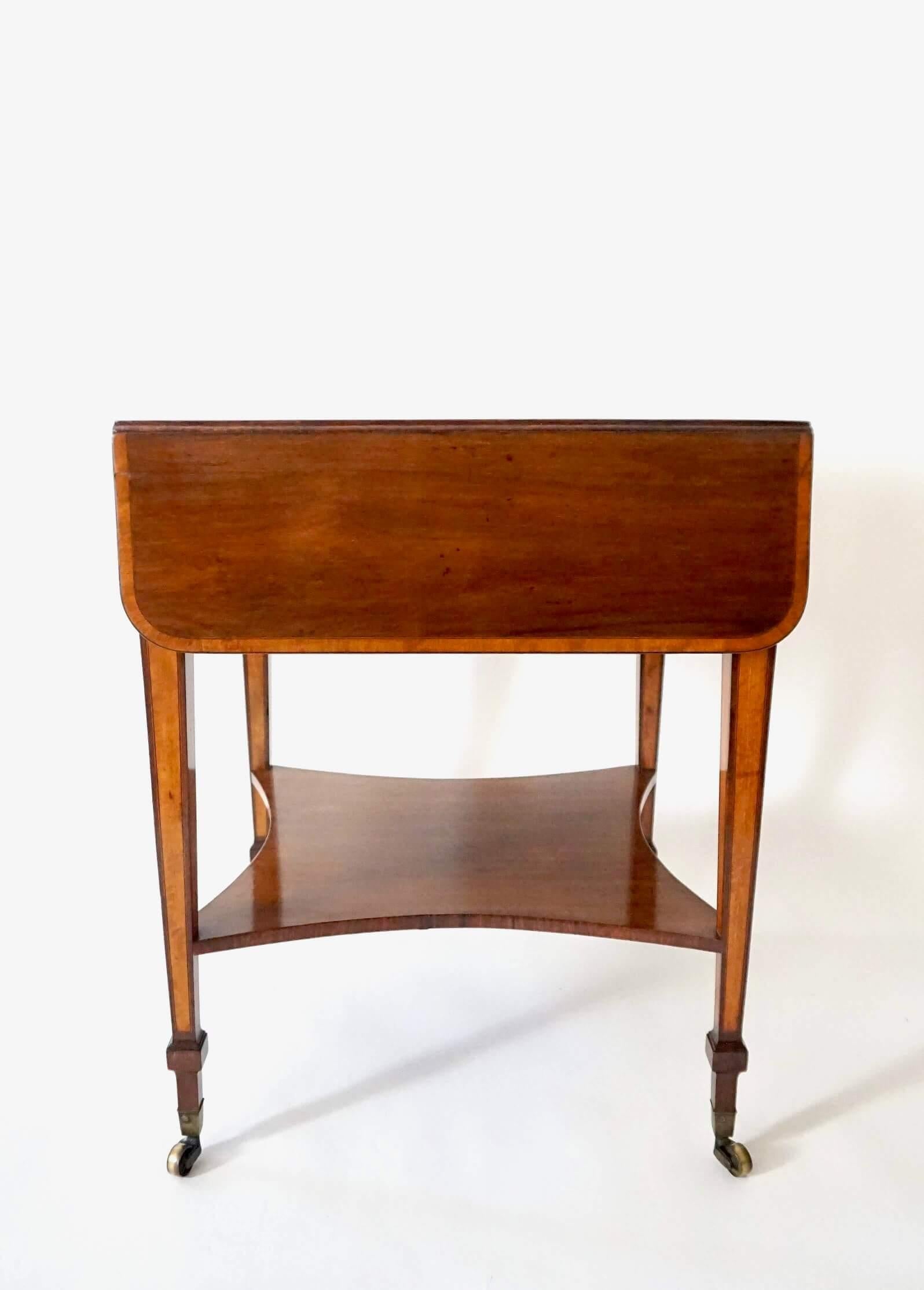 English George III Sheraton Rosewood & Satinwood Pembroke Table, circa 1800 For Sale 1