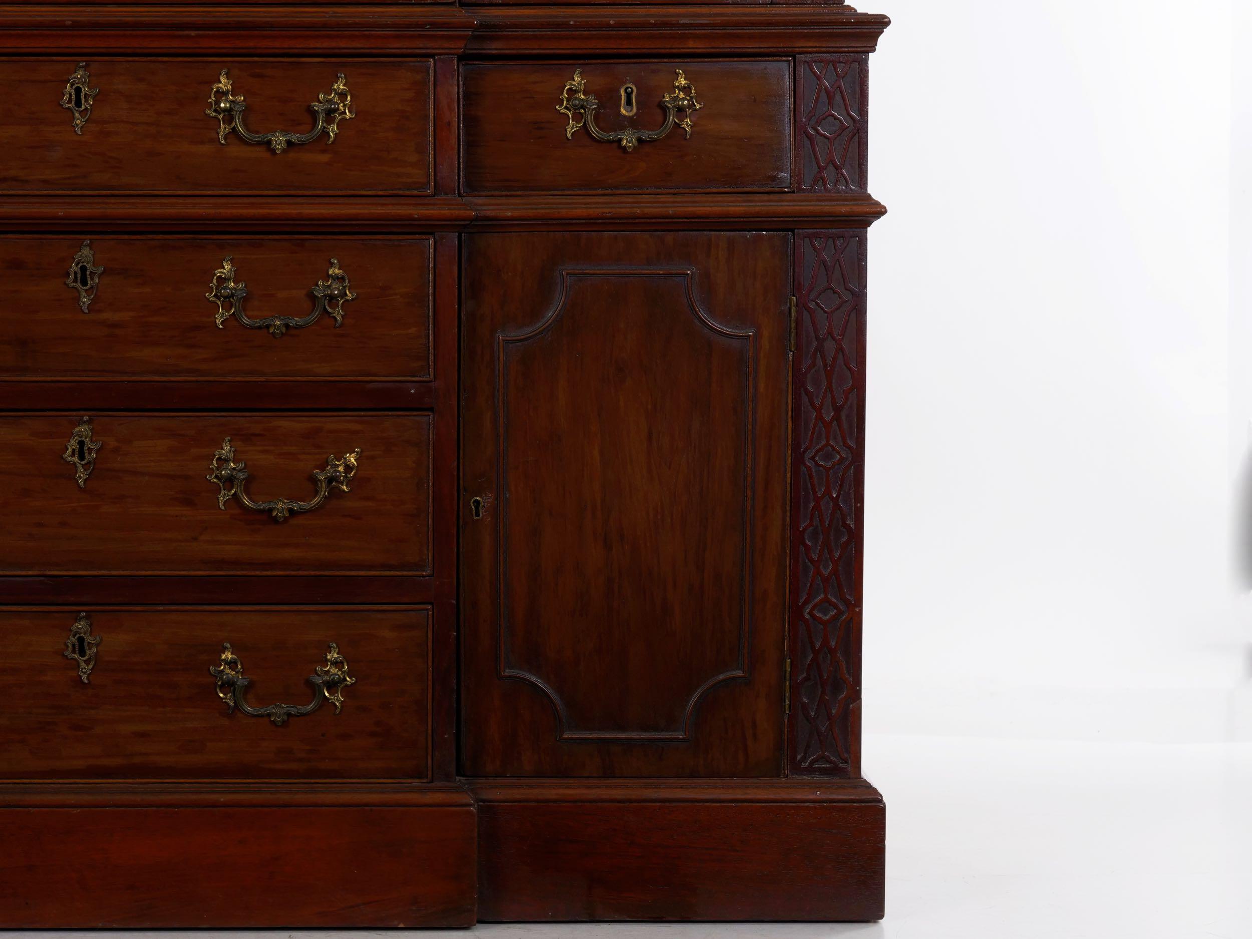 English George III Style Breakfront Bookcase Cabinet, circa 1880 4