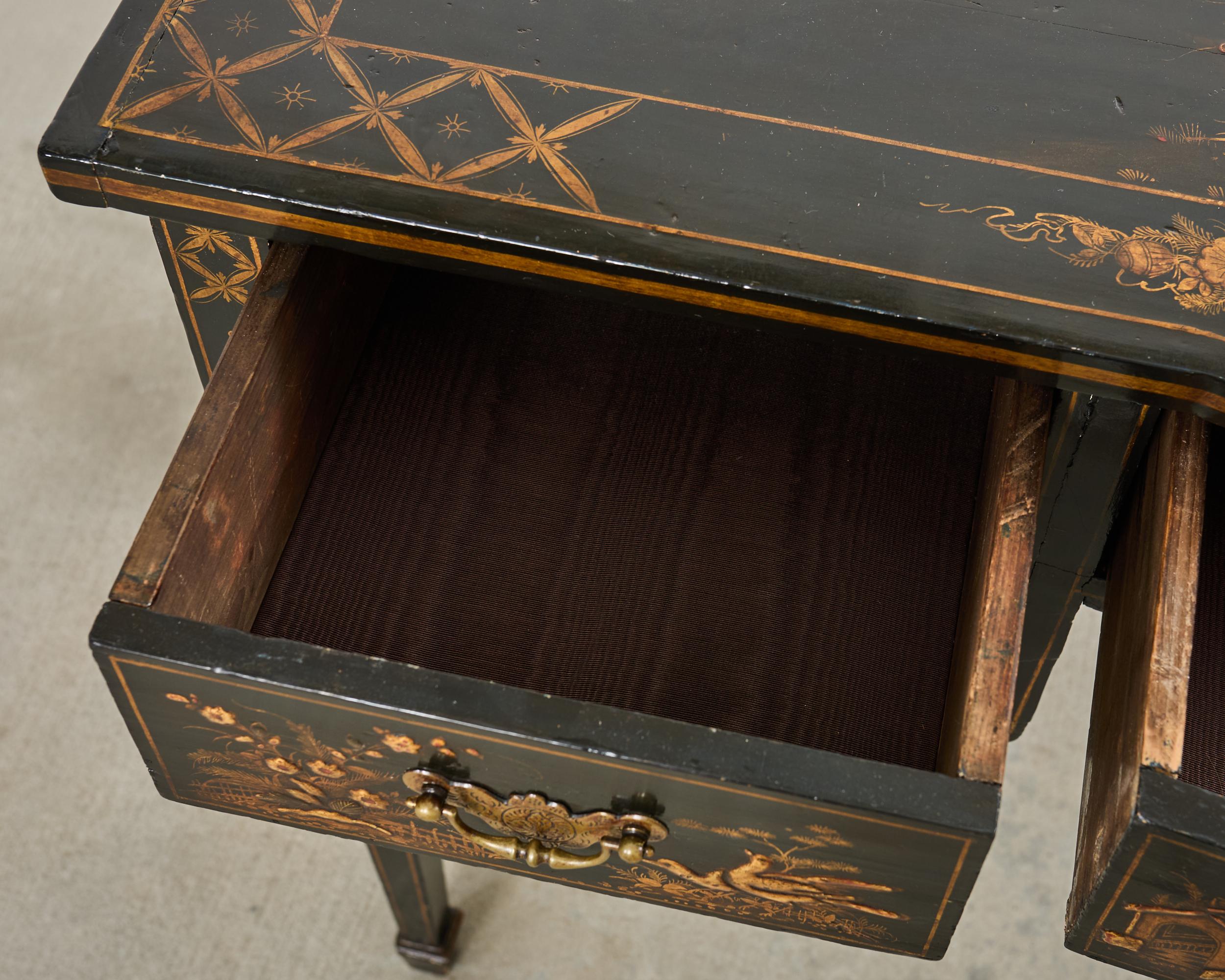 Englischer Chinoiserie-Schreibtisch im George-III-Stil mit Lackdekor im Angebot 7