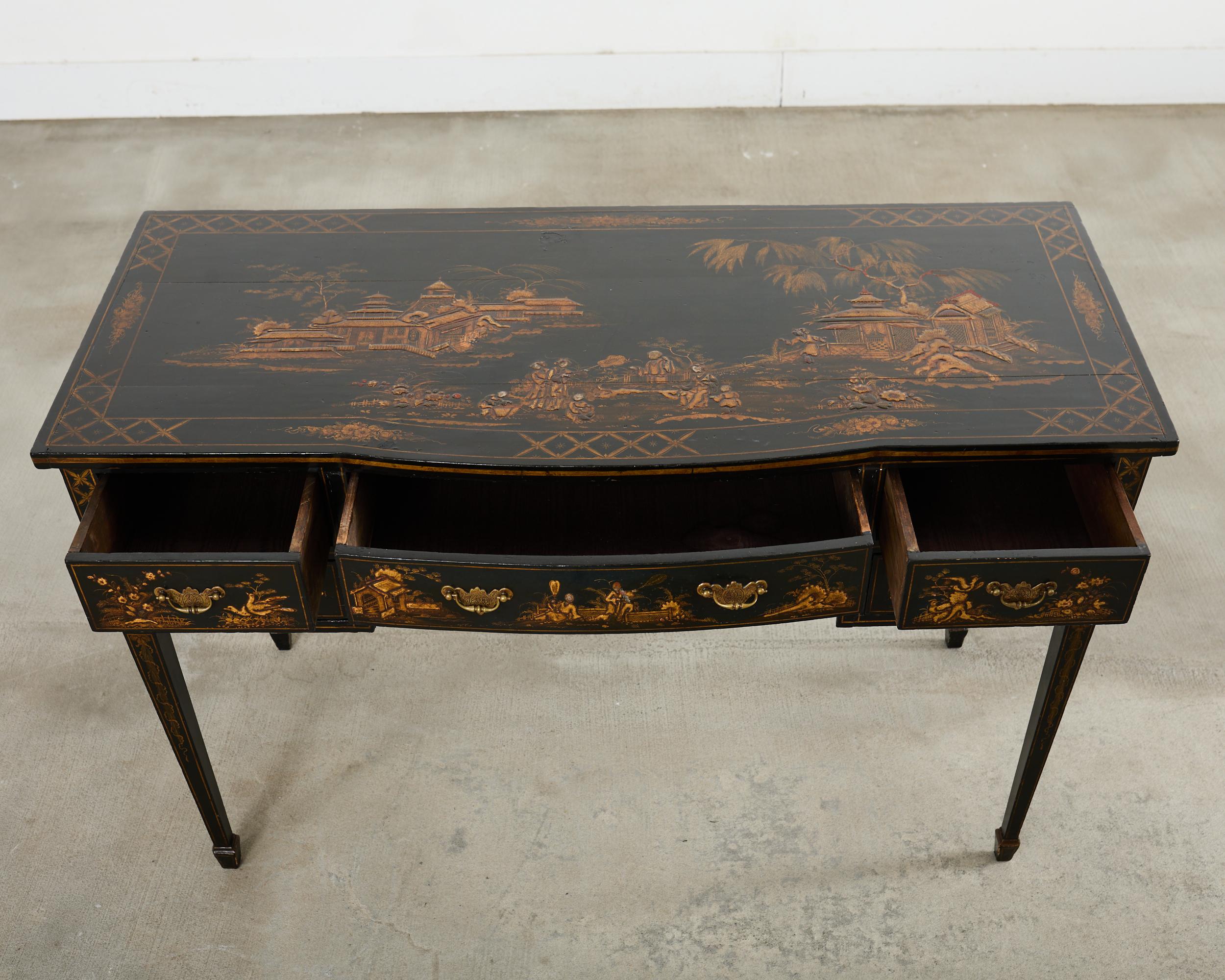 Englischer Chinoiserie-Schreibtisch im George-III-Stil mit Lackdekor (Lackiert) im Angebot