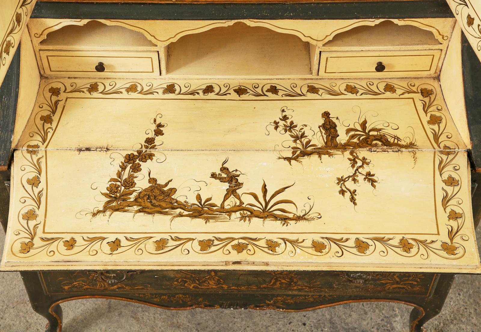 Englischer lackierter Sekretär/ Bücherregal im Chinoiserie-Stil im George-III-Stil 1