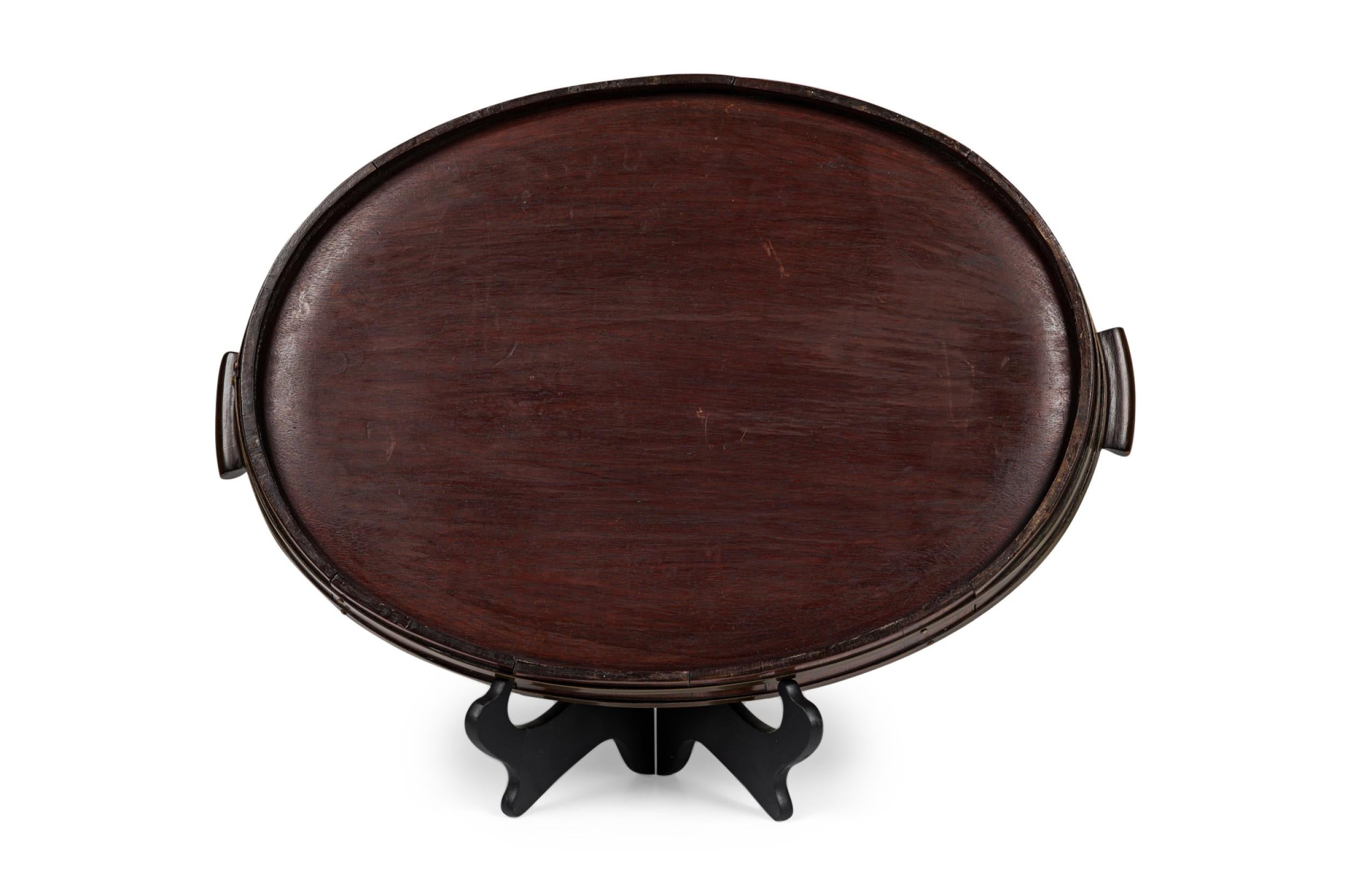 Georgiano English George III Style Mahogany and Brass Banded 2 Handled Butlers Tray in vendita