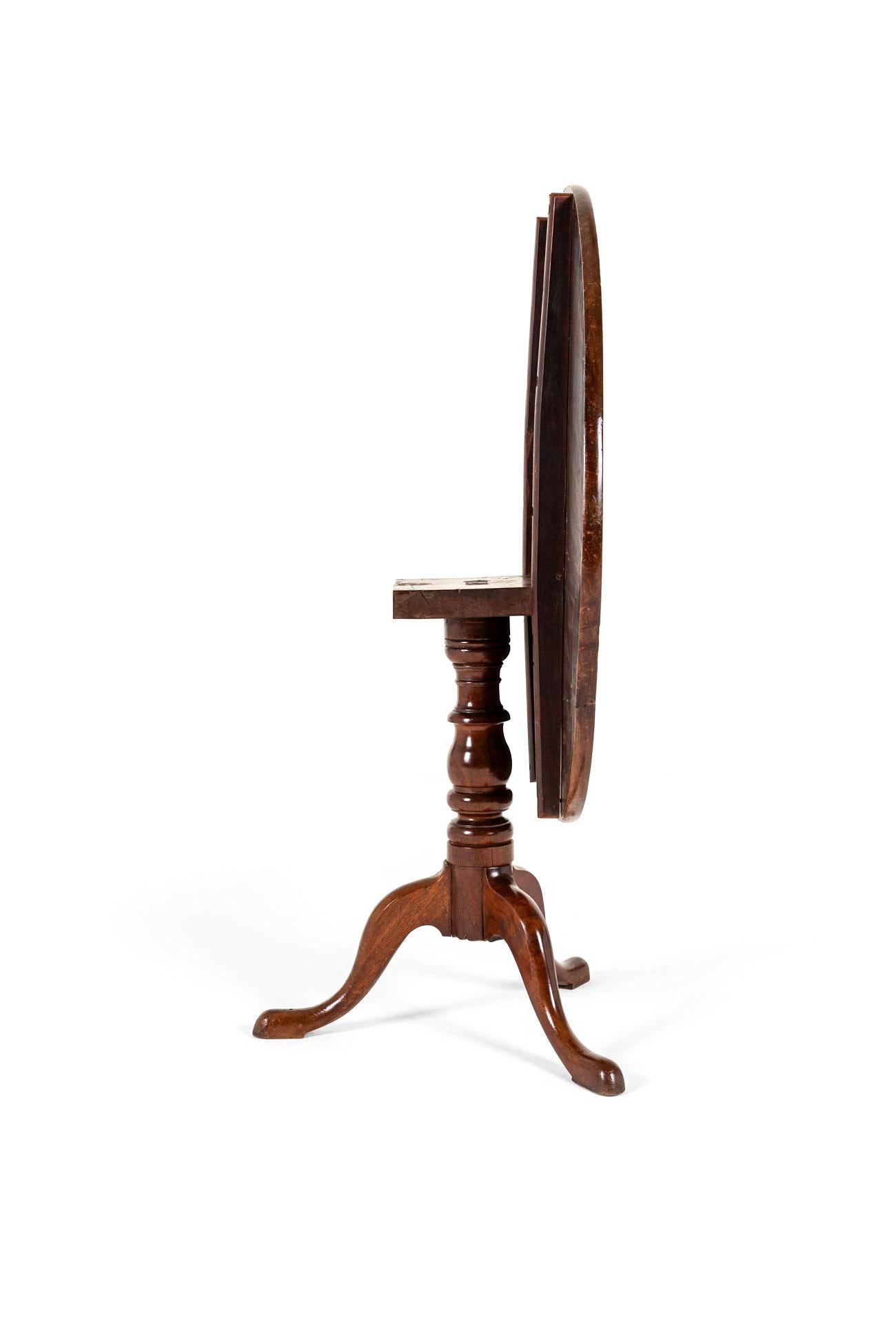 British English George III Supper Table For Sale