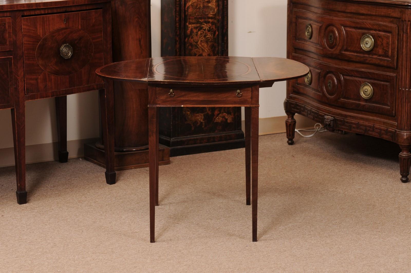 English George IIII Inlaid Mahogany Pembroke Table & Oval Rosewood top For Sale 8