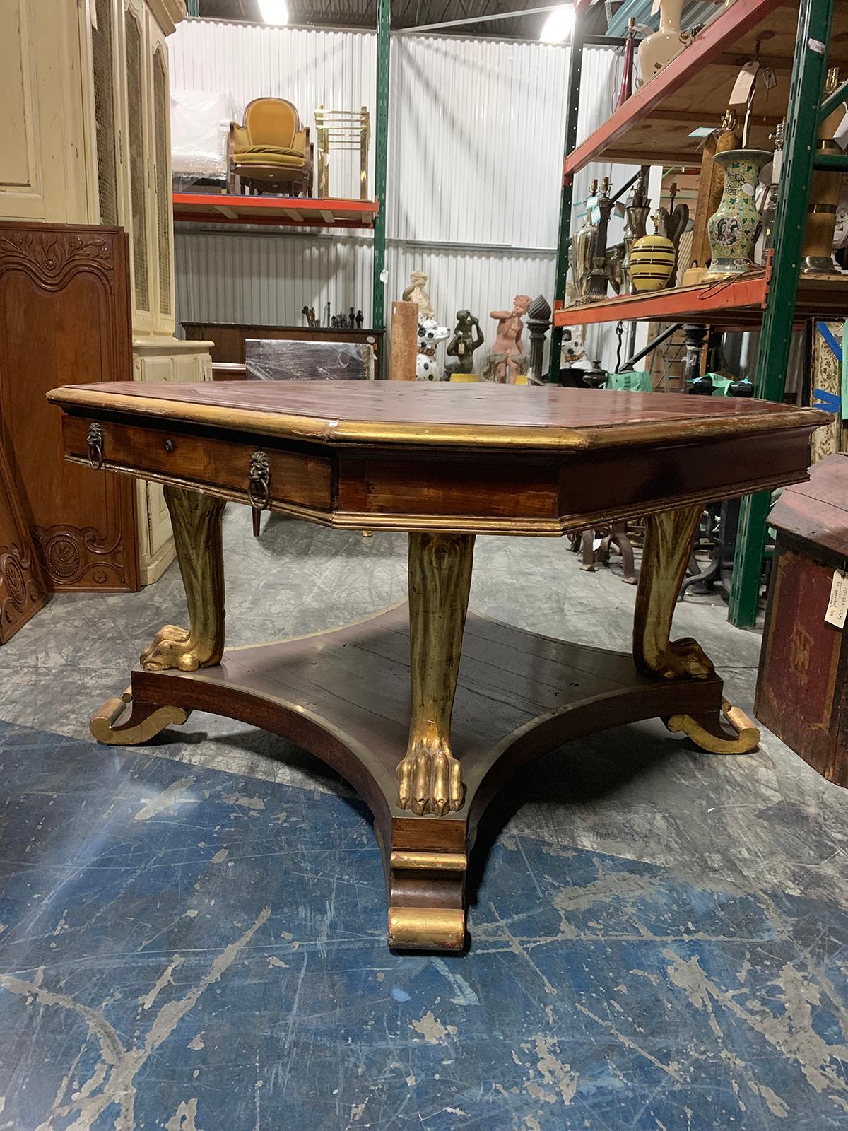 Mid-19th Century English George IV Mahogany and Parcel Gilt Center or Library Table, circa 1840