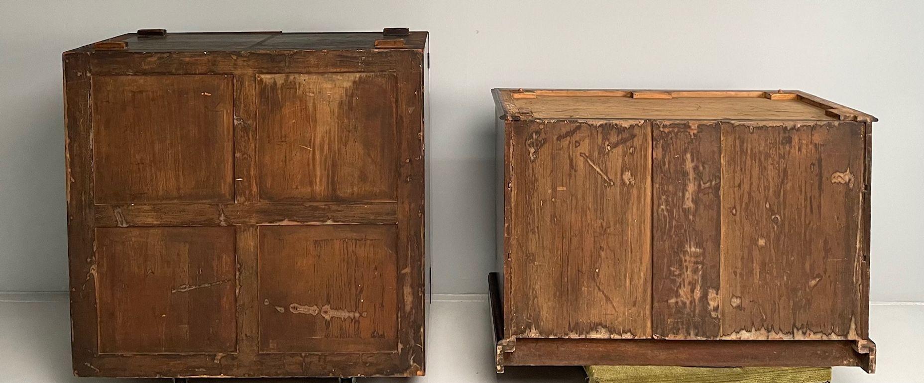 Armoire de presse anglaise George lll, en loupe d'acajou, 1815 en vente 5