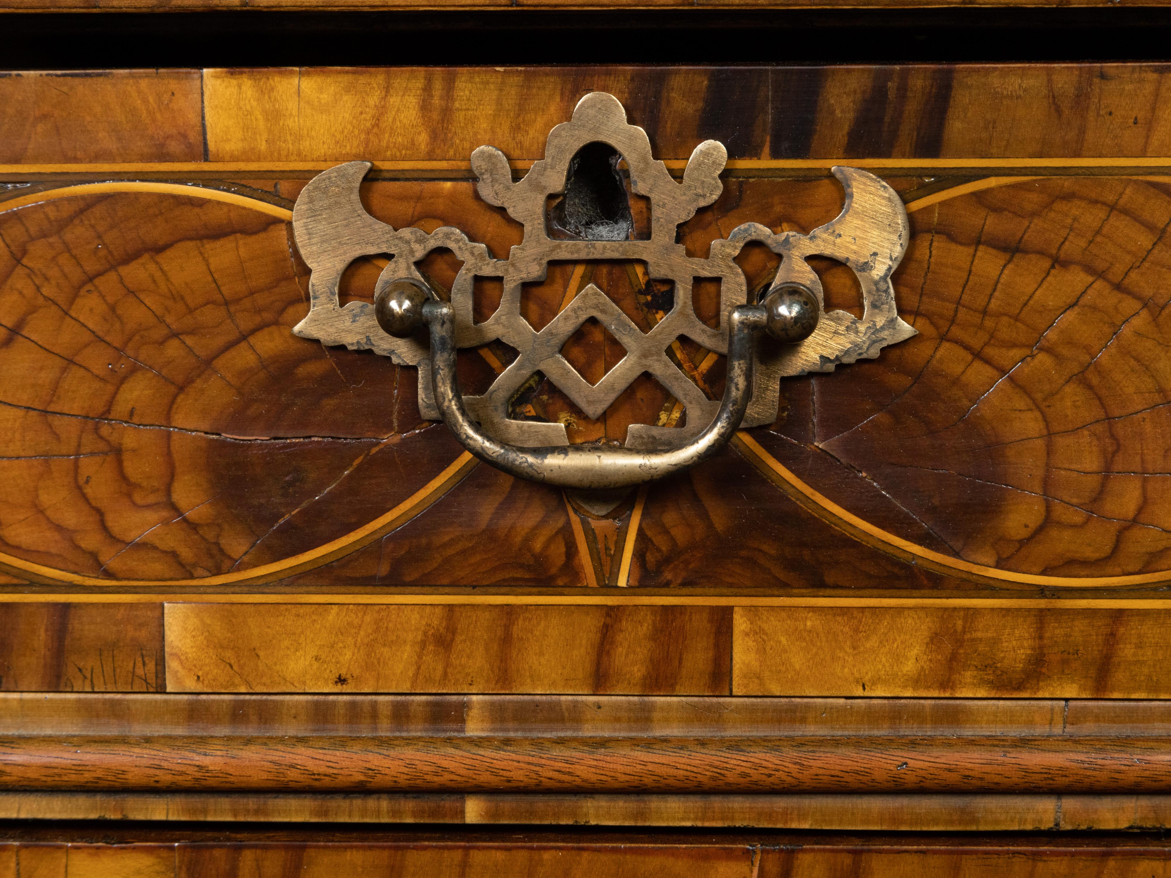 English Georgian 1800s Five-Drawer Chest with Oyster Veneer and Cross Banding For Sale 6