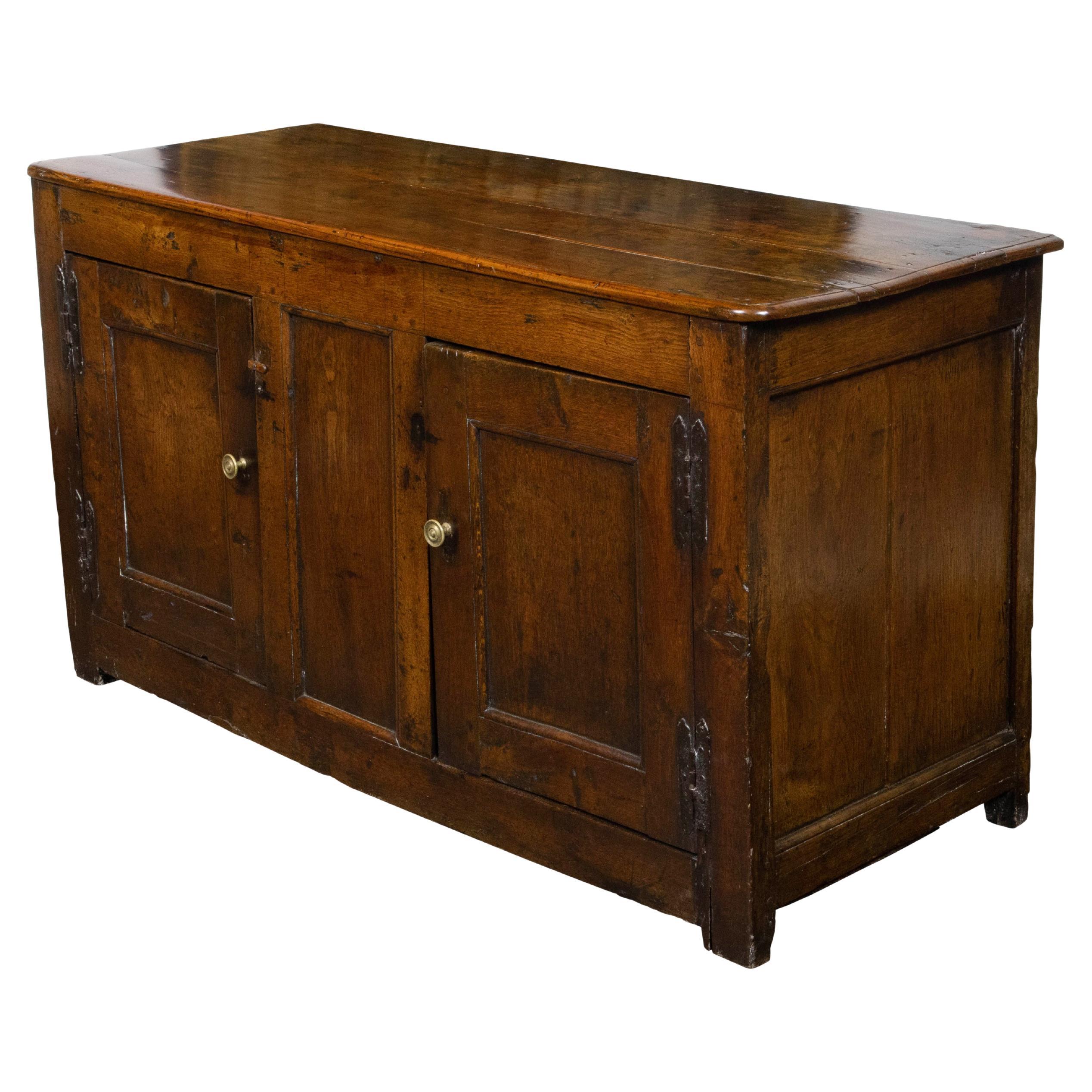 English Georgian 18th Century Elm Buffet with Two Doors, Iron and Brass Hardware For Sale