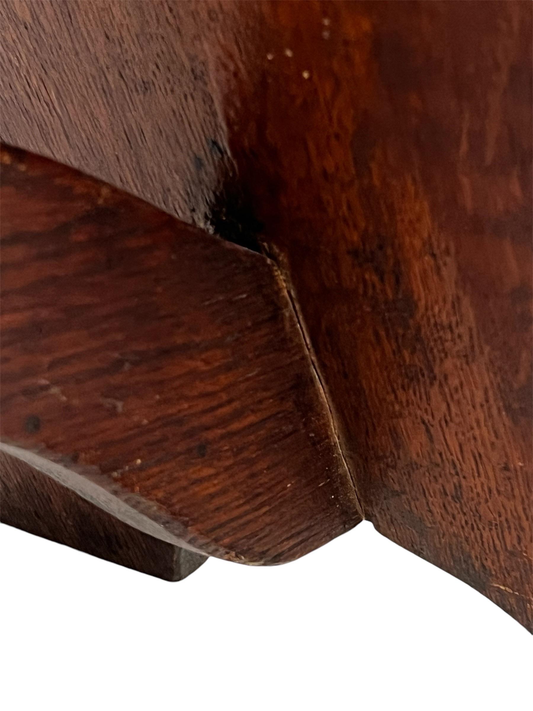 English Georgian 18th Century Hall Chair For Sale 4