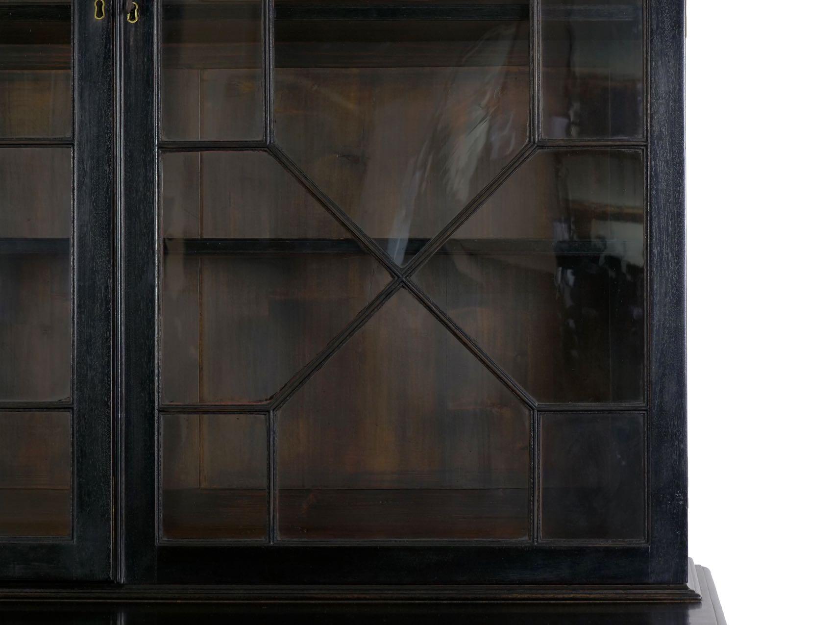 English Georgian Antique Butler’s Secretary Desk with Bookcase, 19th Century 4