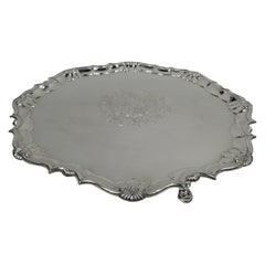 Englisches georgianisches Wappenschalenstreuer mit Muschelmotiv von Abercromby, 1741
