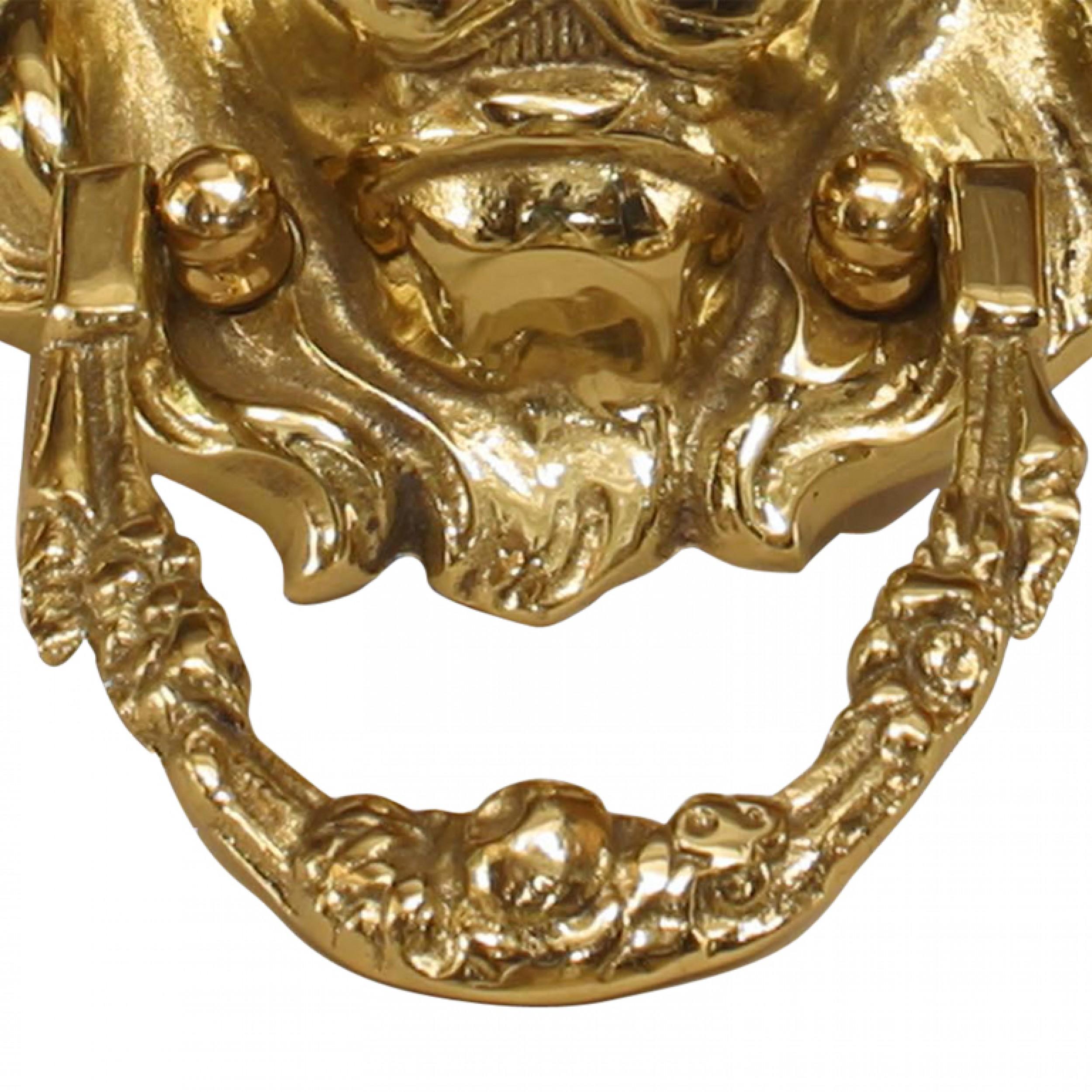 Georgiano Battenti per porte in ottone georgiano inglese con leone in vendita