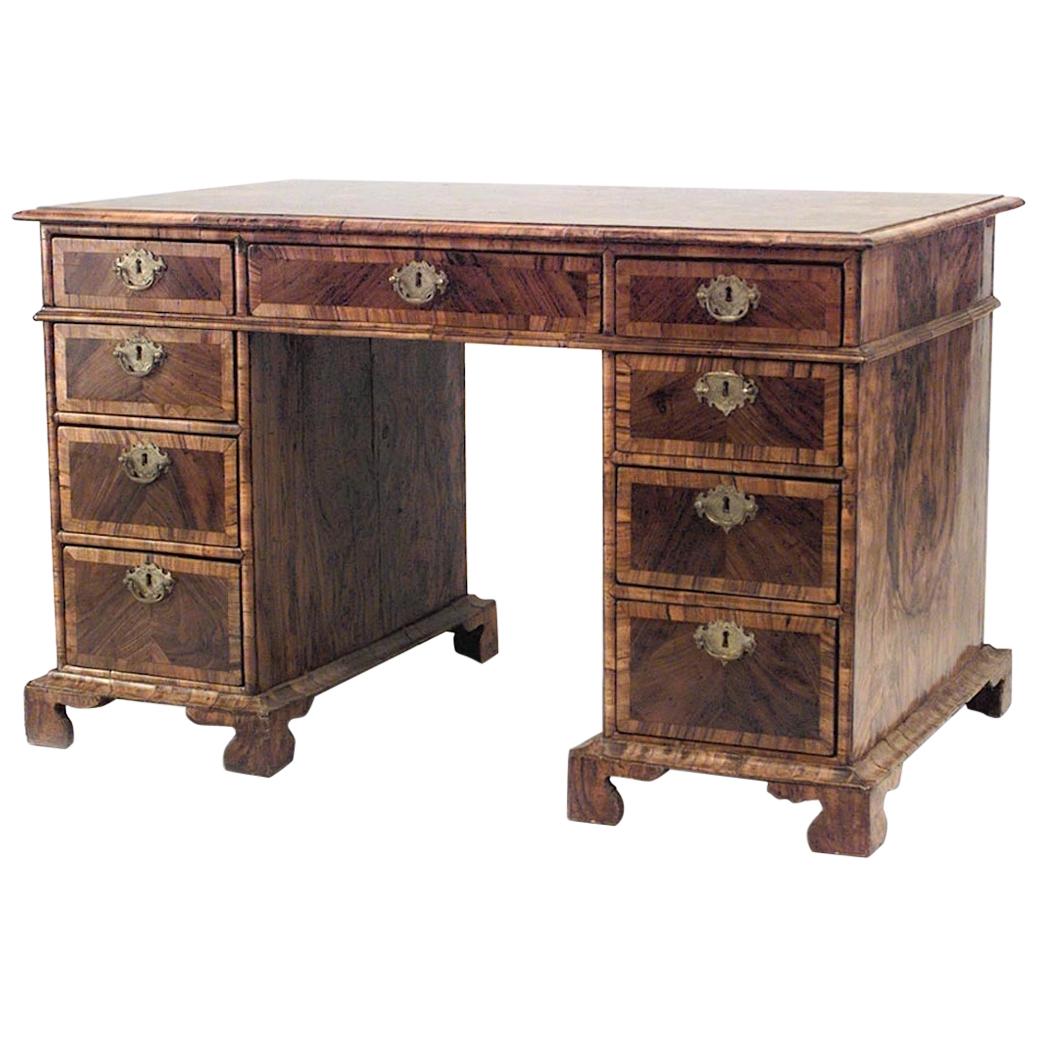 When was the kneehole desk invented?