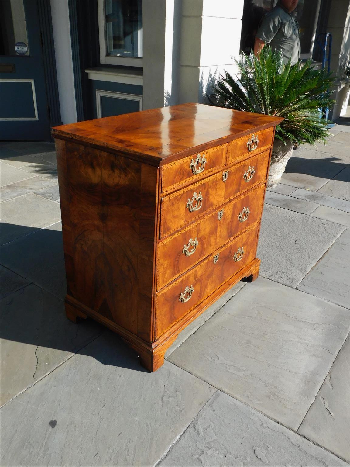 English Georgian Burl Walnut Satinwood Inlaid Graduated Chest of Drawers C 1750 In Excellent Condition For Sale In Hollywood, SC