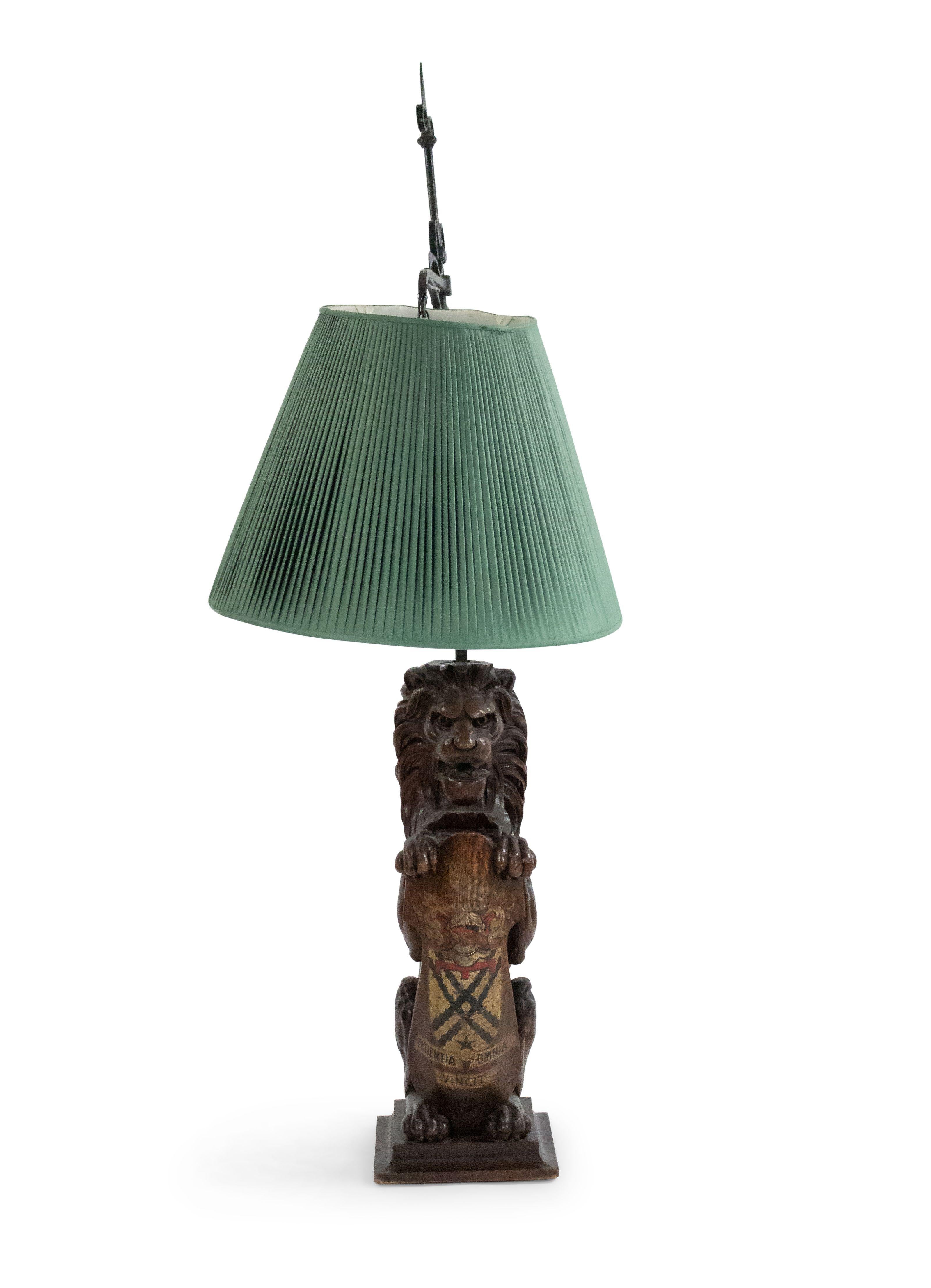 20th Century English Georgian Carved Oak Lion Table Lamps For Sale
