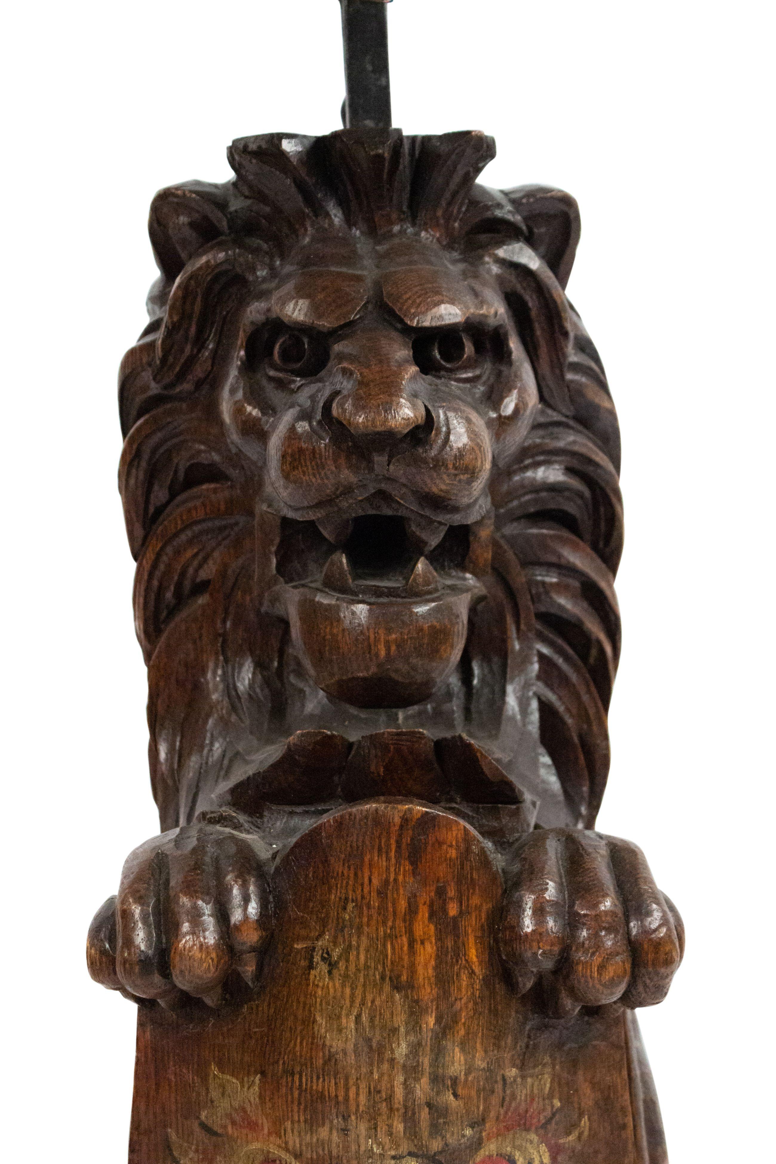 English Georgian Carved Oak Lion Table Lamps For Sale 1