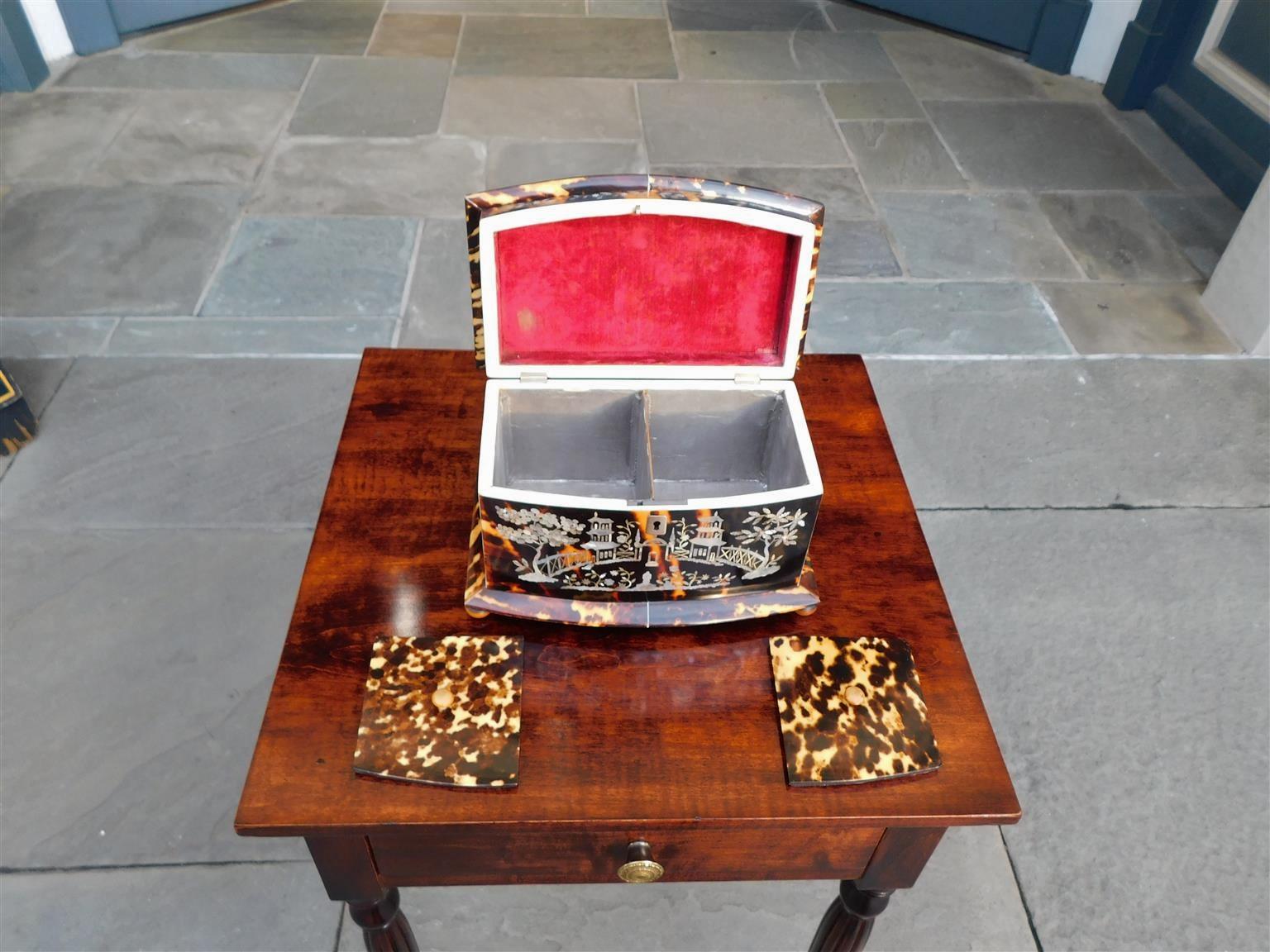  Englische georgianische Chinroserie-Teedose aus Schildpatt mit Kugelfüßen, um 1800 im Angebot 3