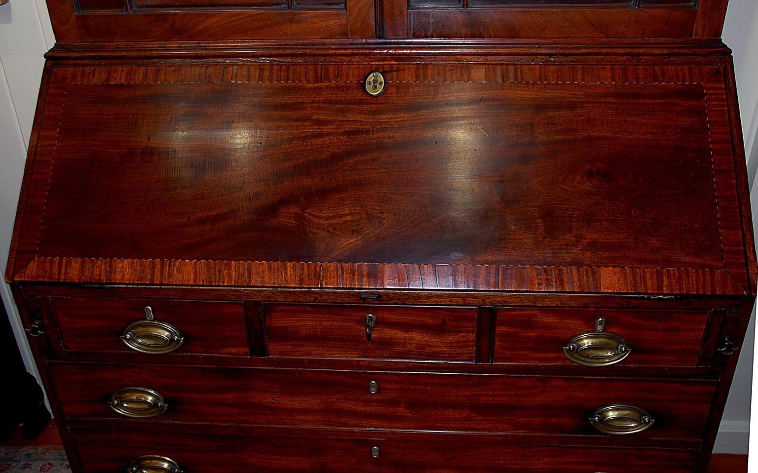 English Georgian Chippendale Mahogany Bureau Bookcase with Carved Inlaid Cornice In Good Condition In Wells, ME