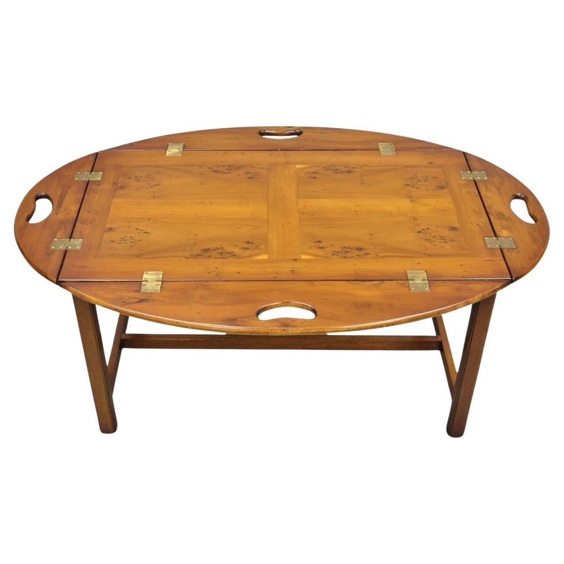 Table basse à plateau en bois de ronce de chippendale en acajou de style géorgien anglais