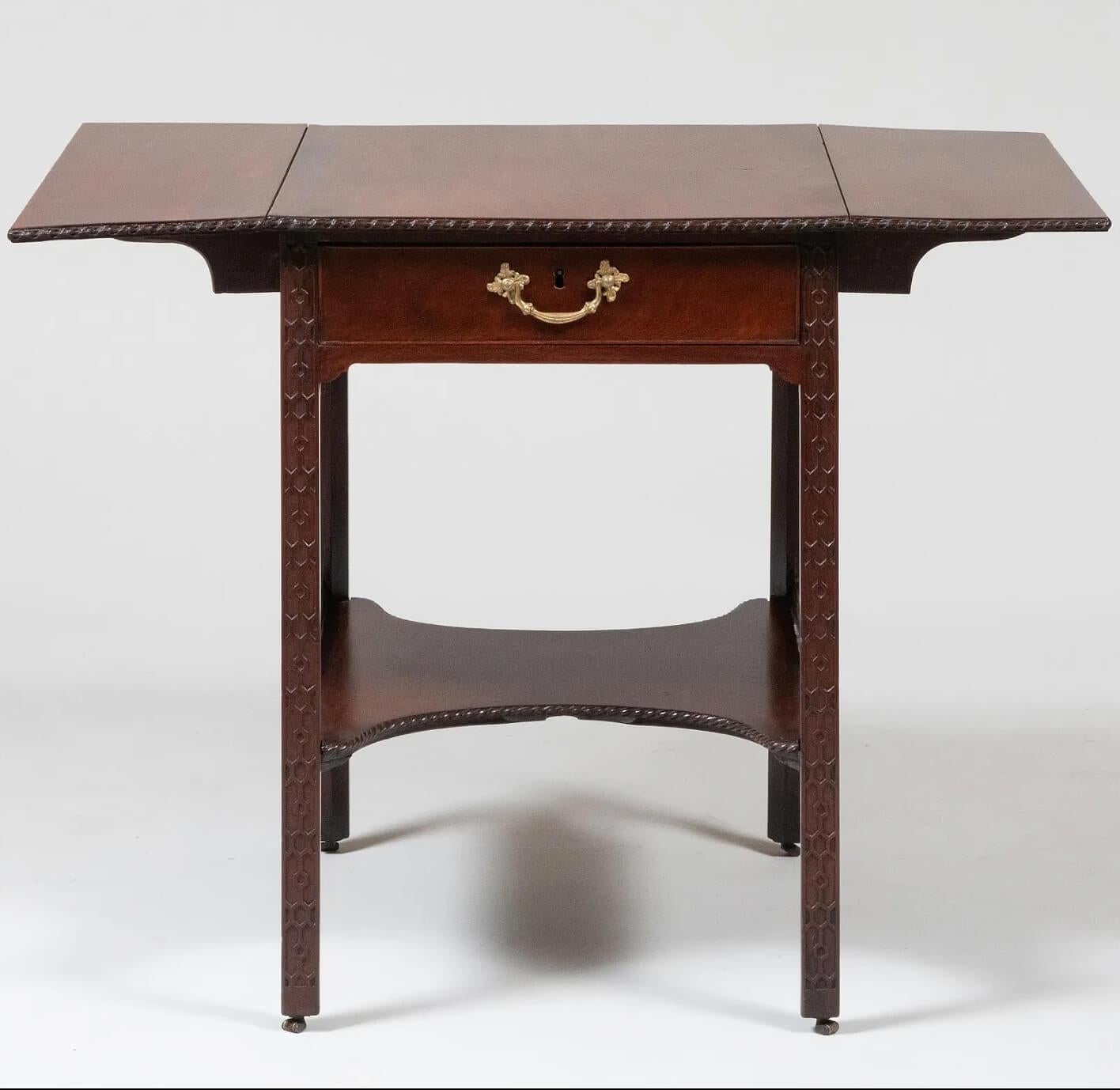 Hand-Crafted English Georgian Chippendale Mahogany Double-Sided Pembroke Table, circa 1760 For Sale