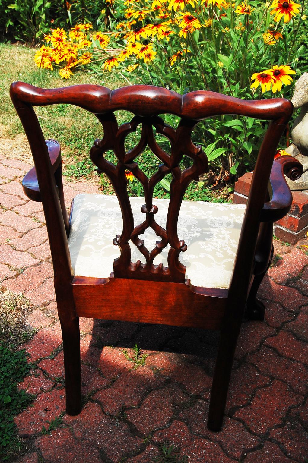 English Georgian Chippendale Mahogany Gentleman's Armchair with Cabriole Legs 1
