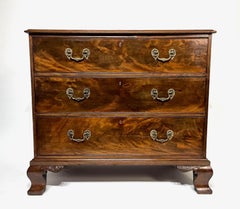 Englische georgianische Chippendale-Mahagoni-Schubladen-Kommode, um 1760